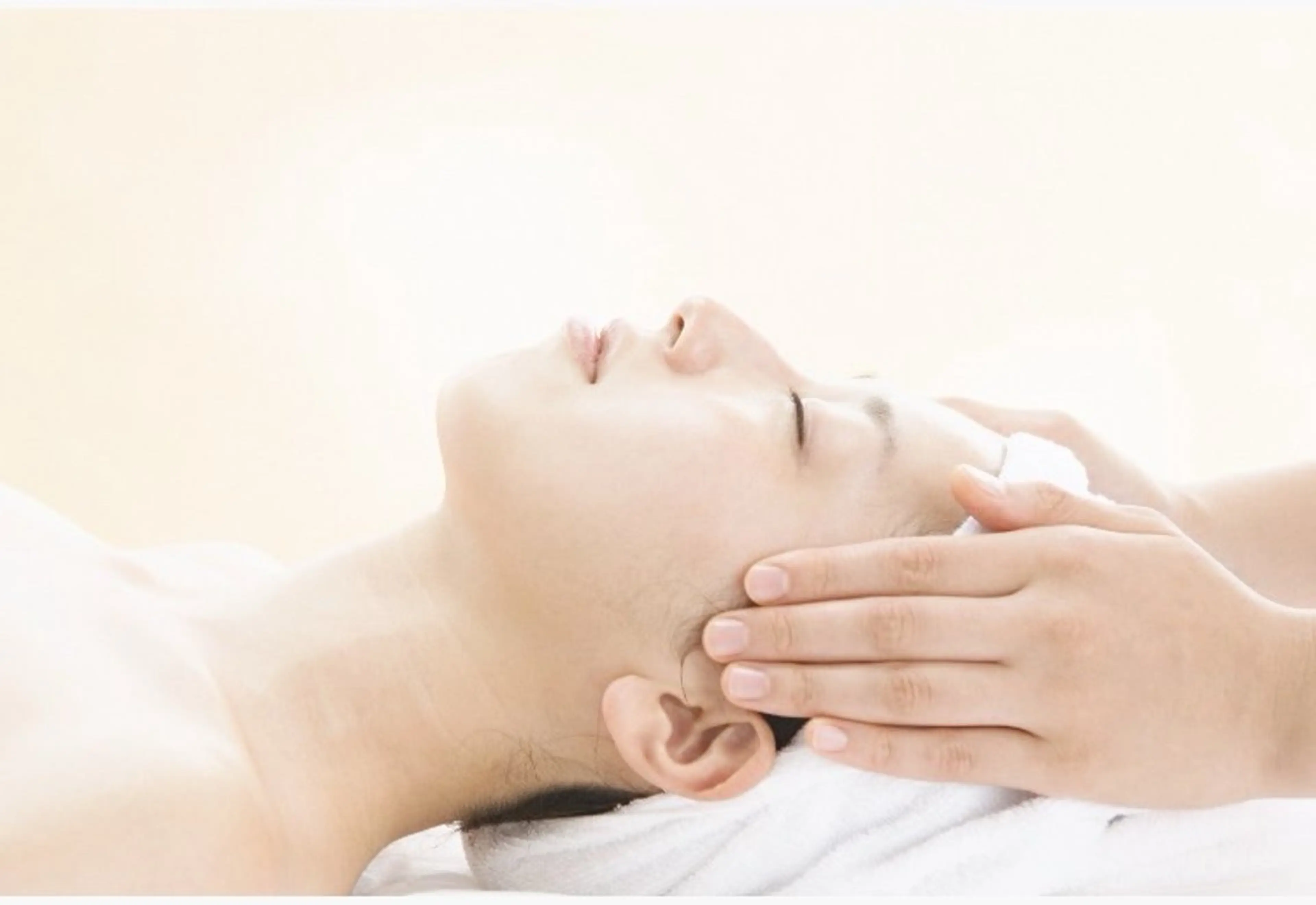 サロンドフルベール天神町所属・サロンドフルベール 天神町のエステ・リラクイメージ