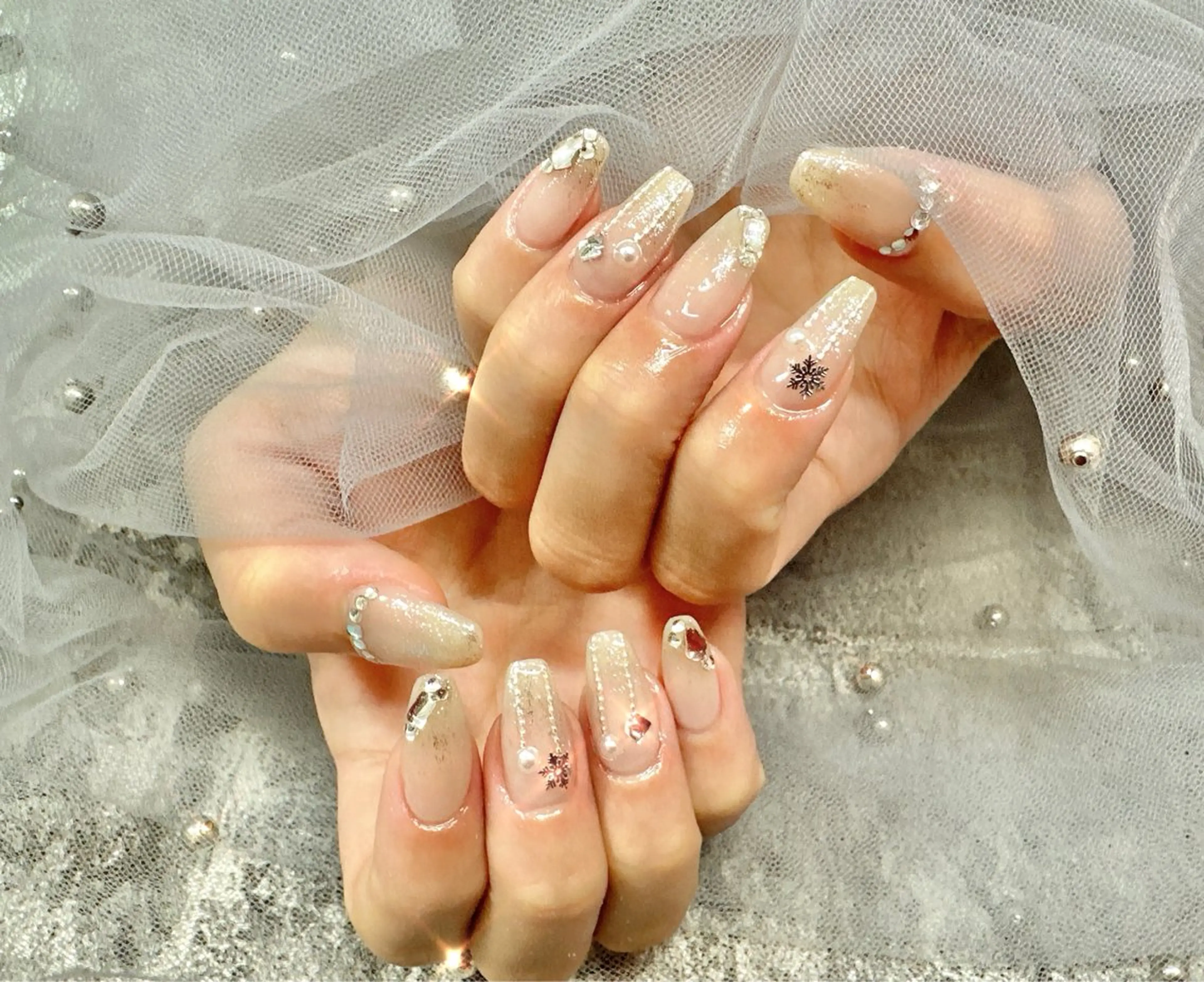 ネイル Luna K.のネイルデザイン