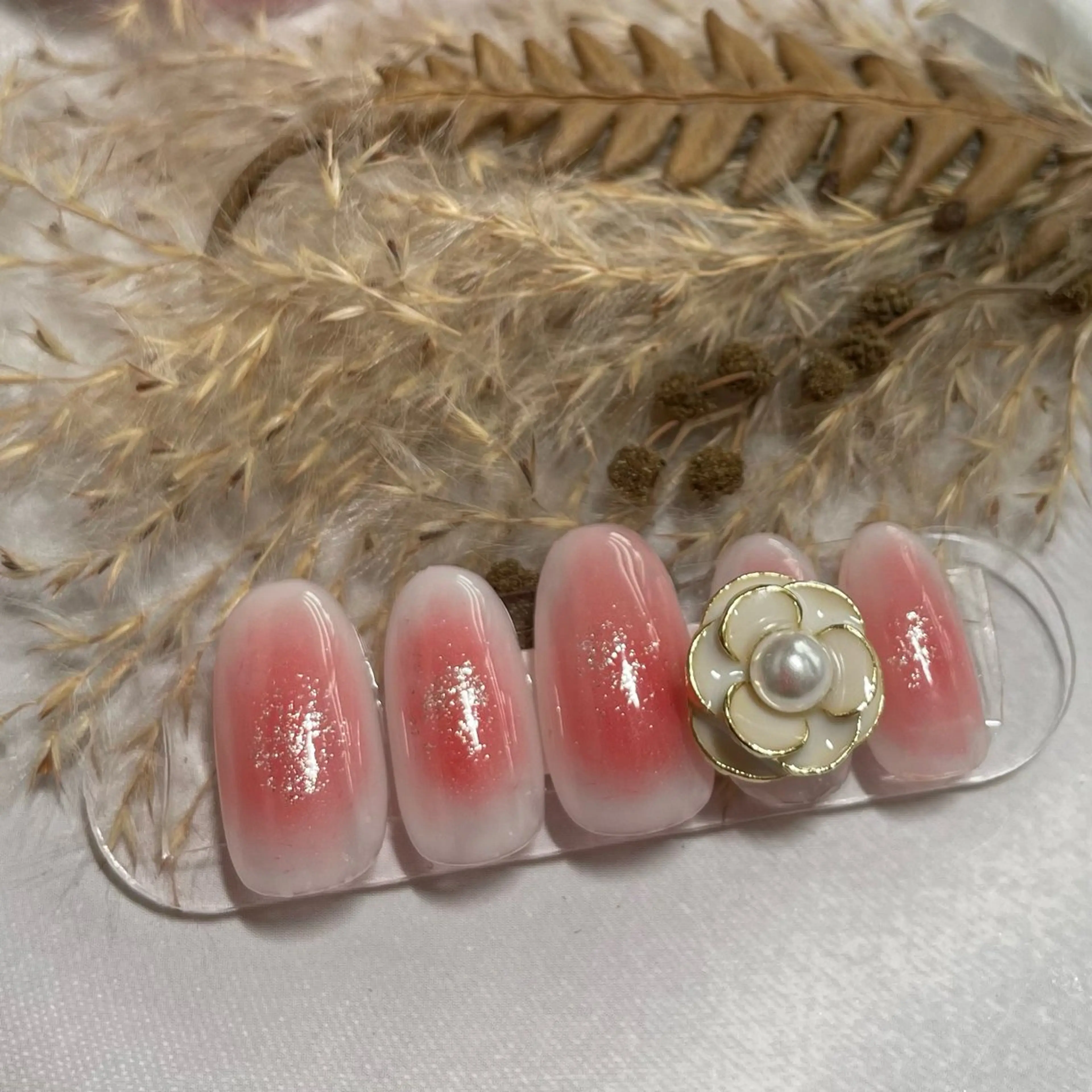 ネイル チークネイル 韓国ネイル nailsalon kitのネイルデザイン