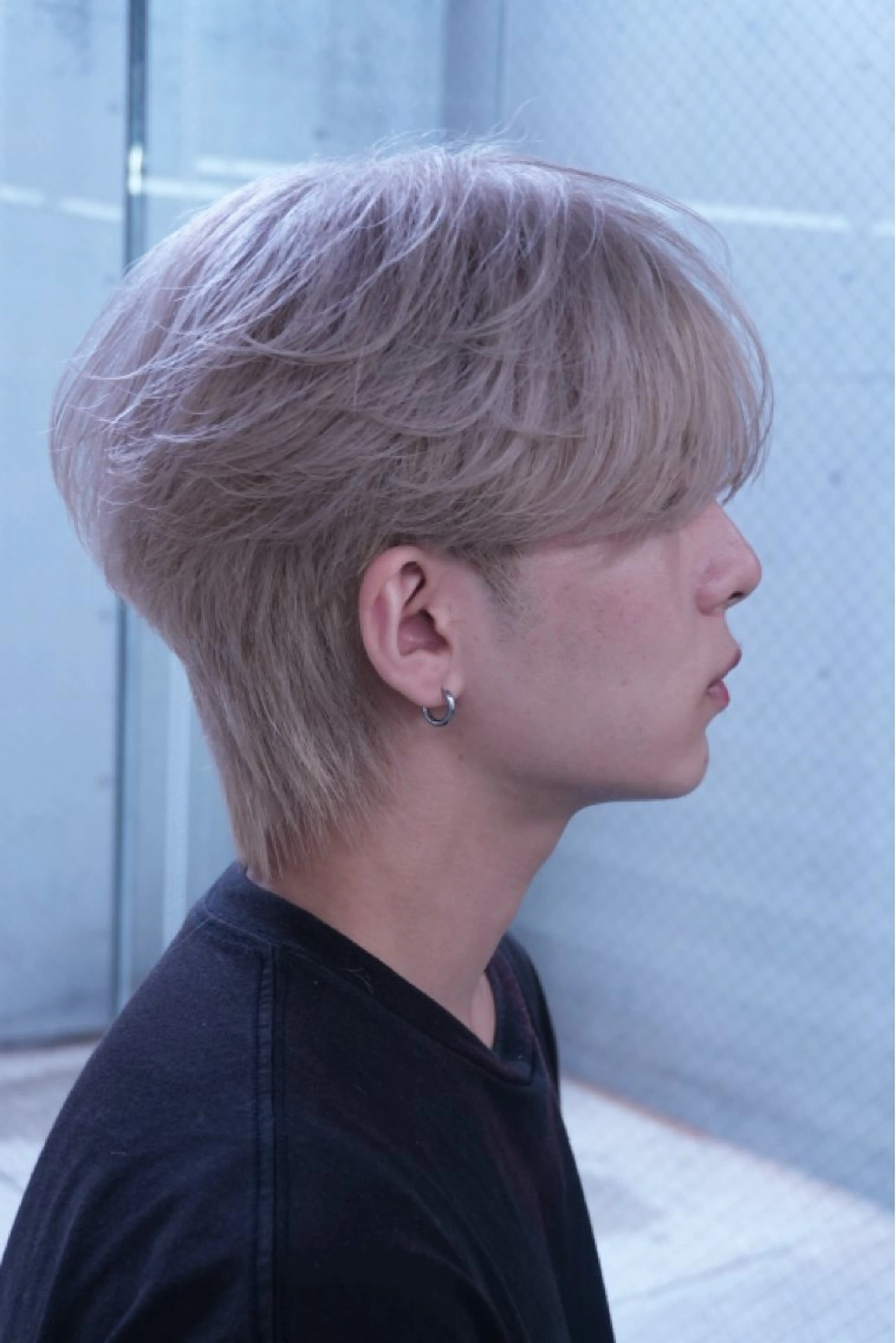 ショート カラー メンズ ブロンド カット ヘアカラー 湖城 恵吾のヘアスタイル