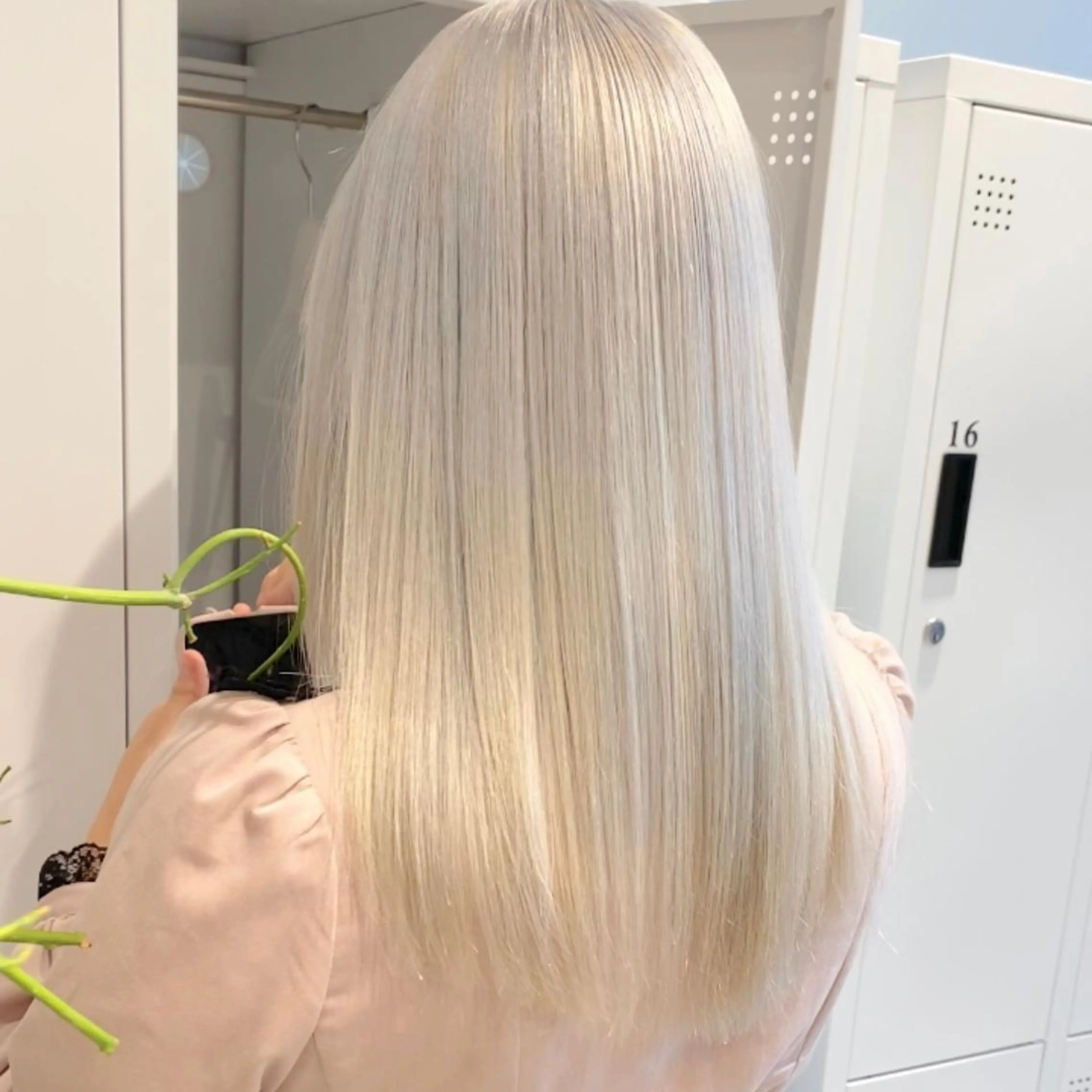 ミディアム カラー カット ヘアカラー トリートメント カラー系/カット特化 🟠オオタキマサシのヘアスタイル