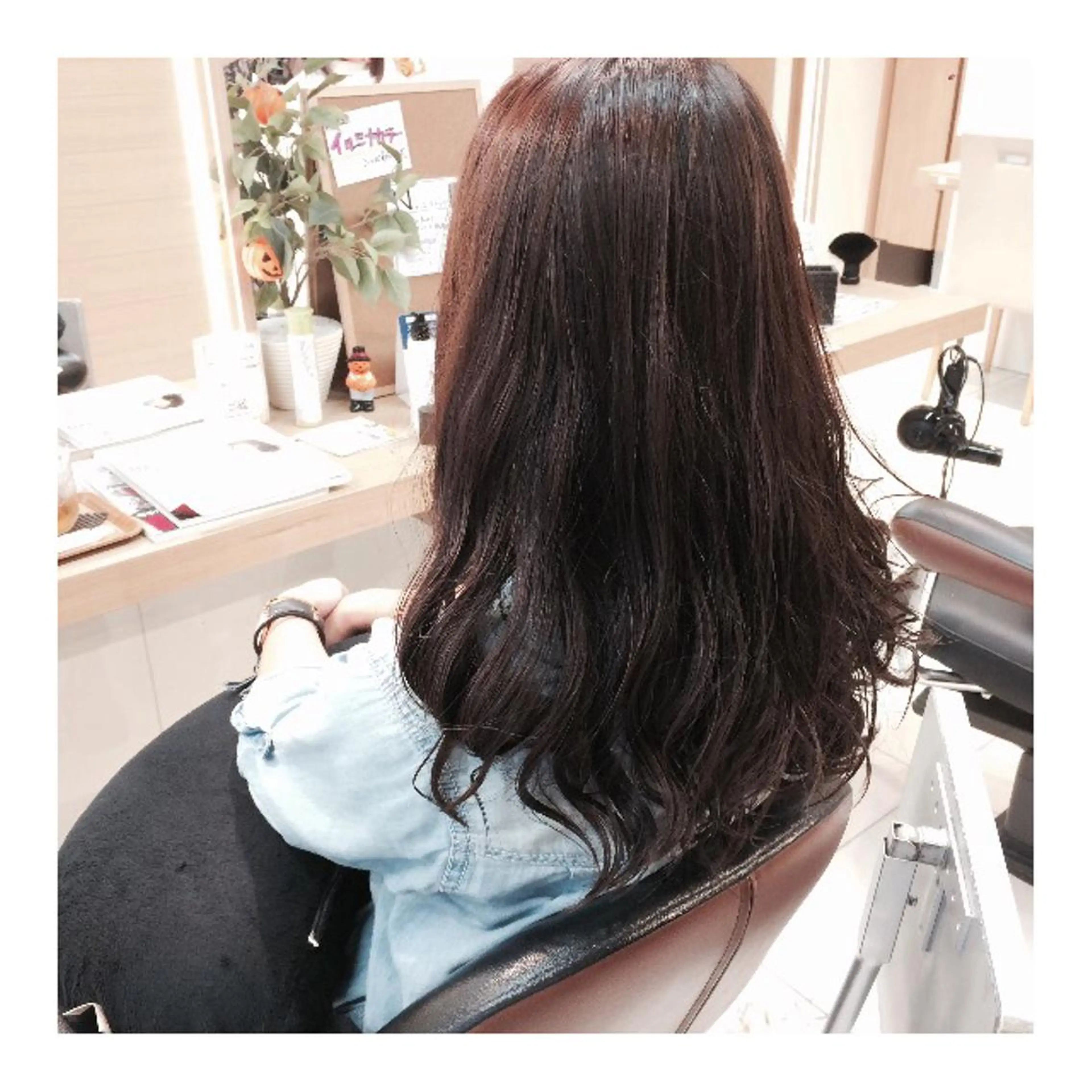 ロング カラー パーマ ブルーカラー ブルージュ イルミナカラー 岡本 拓朗のヘアスタイル