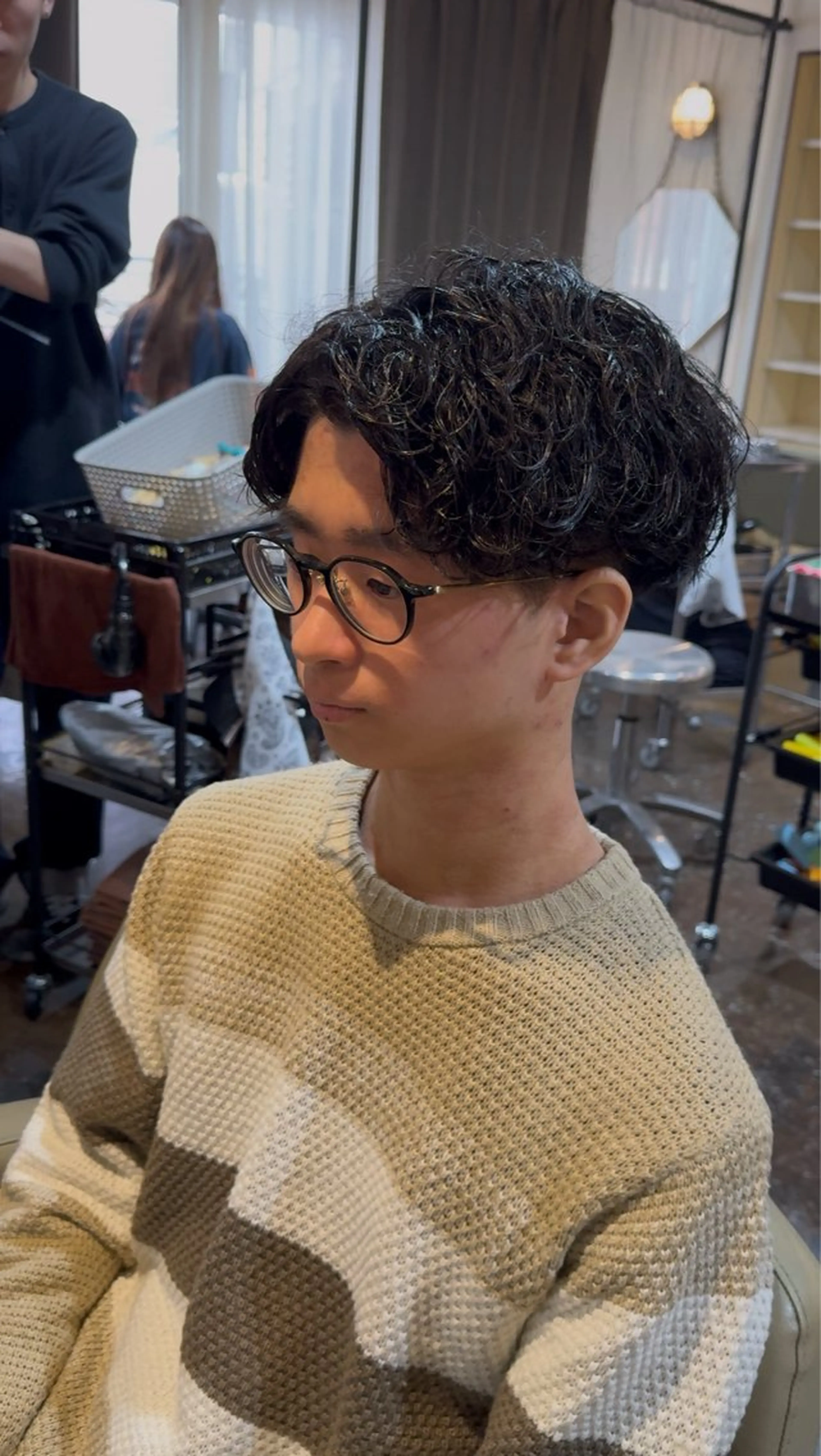 パーマ メンズ 坂梨 健斗のヘアスタイル