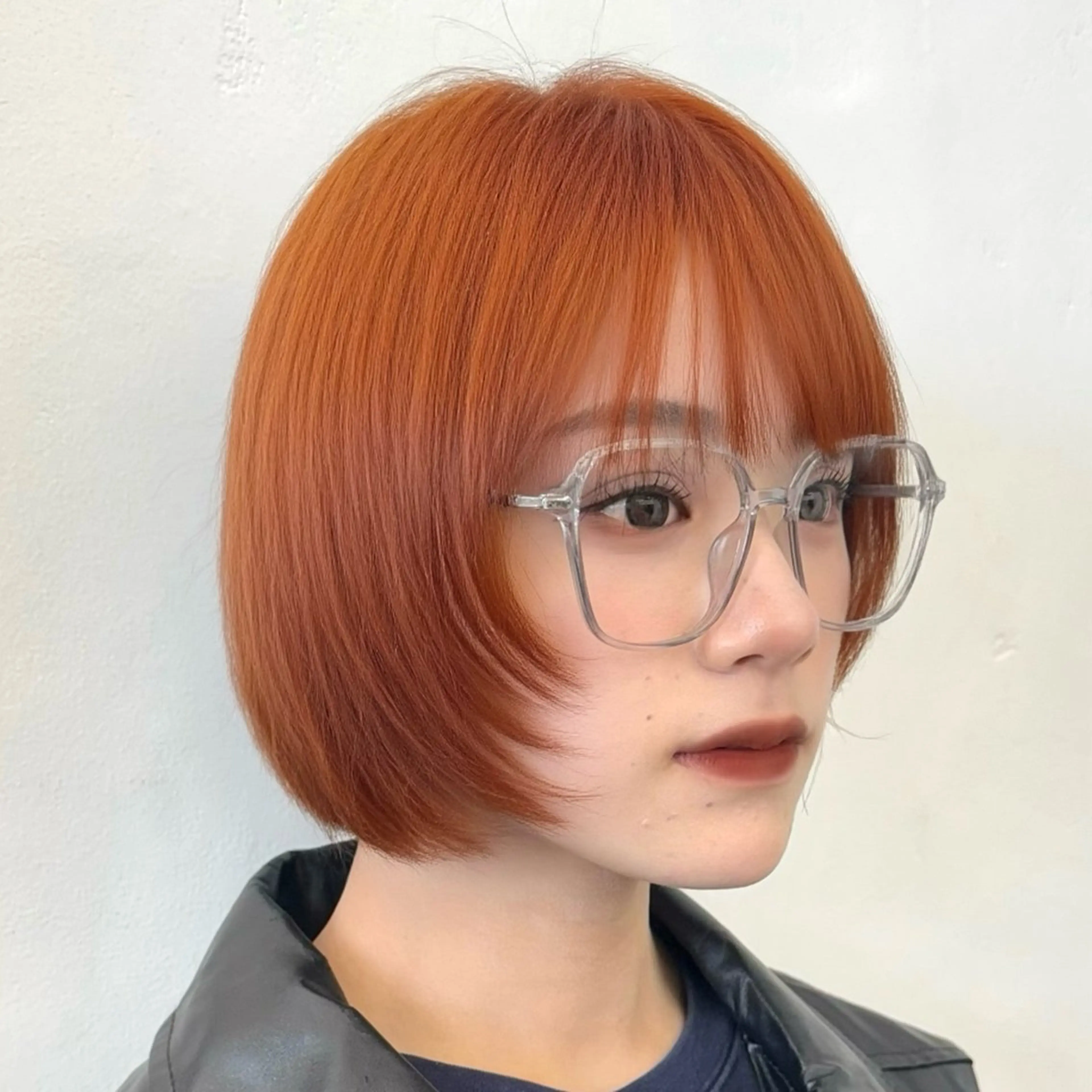 ミディアム カラー ヘアアレンジ ボブレイヤー ブリーチ ダブルカラー ブリーチなしカラー ボブ 顔周りカット×透明感 カラー💫AINAのヘアスタイル