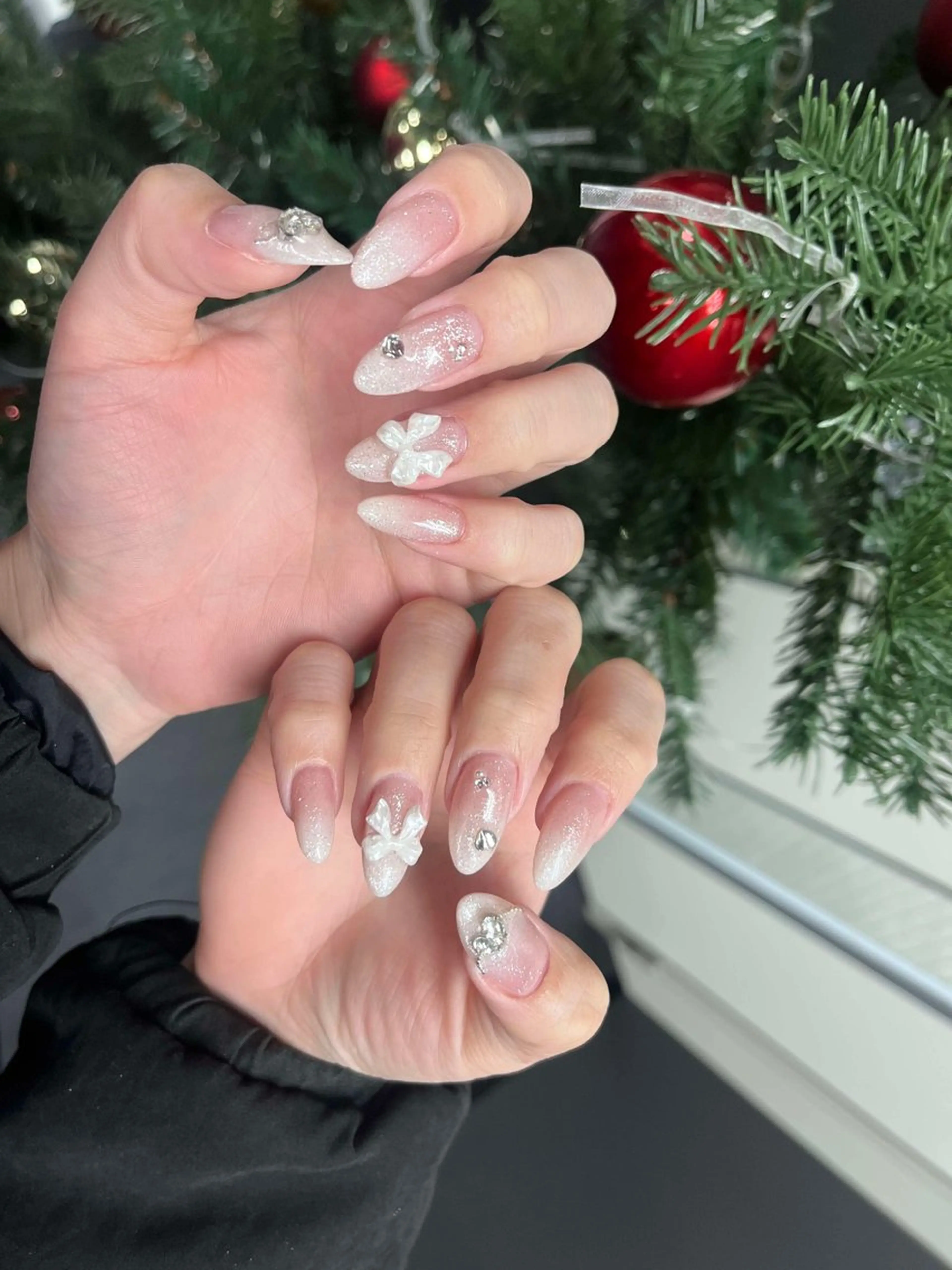 ネイル 韓国ネイル 持ち込み ニュアンスネイル ネイルチップ 冬ネイル LISA ANA.CHUOのネイルデザイン