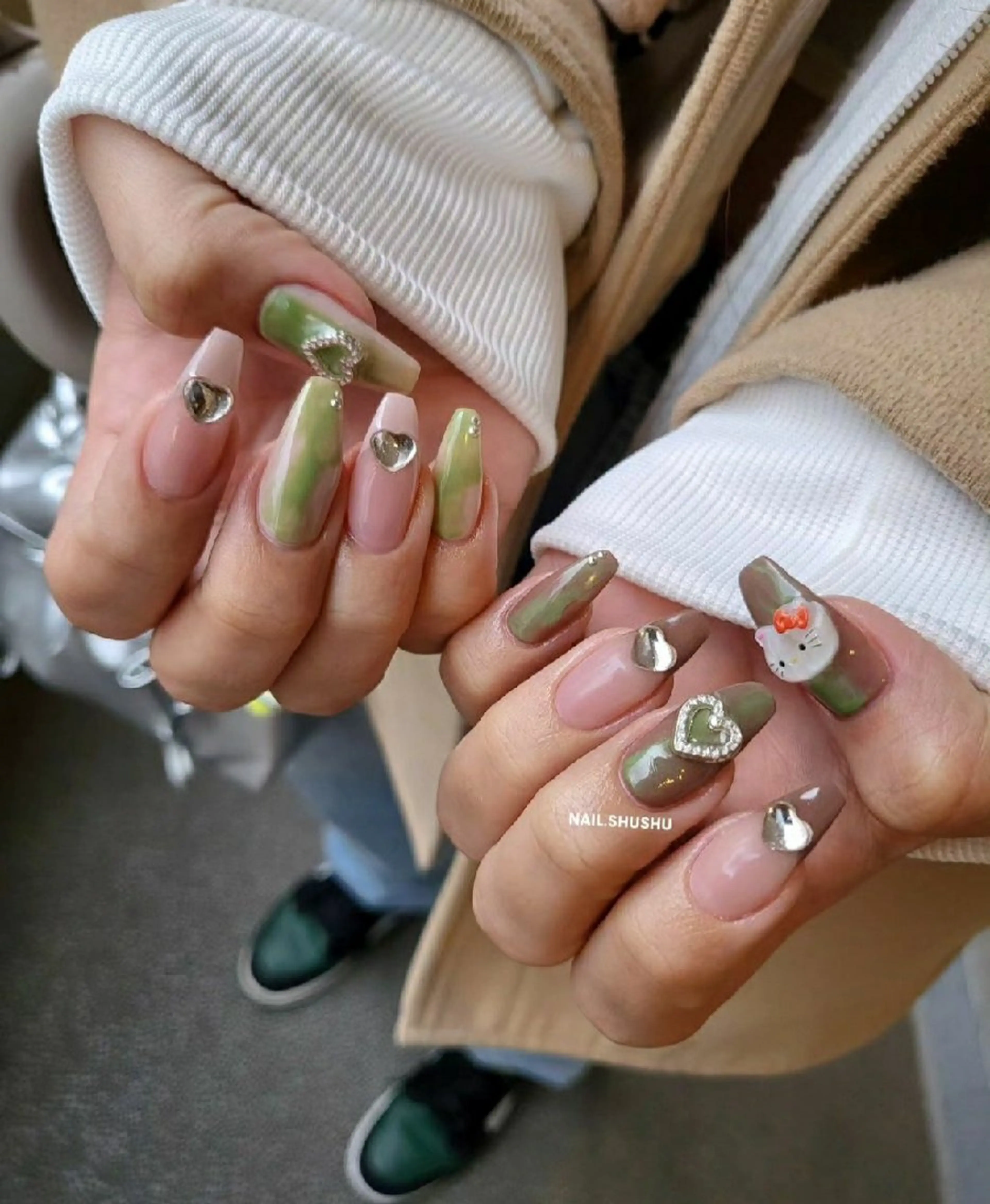 ネイル 持ち込み ニュアンスネイル ワンカラーネイル シンプルネイル 春ネイル ハンドネイル 3dパーツ/流行り 👧shushu❤️のネイルデザイン