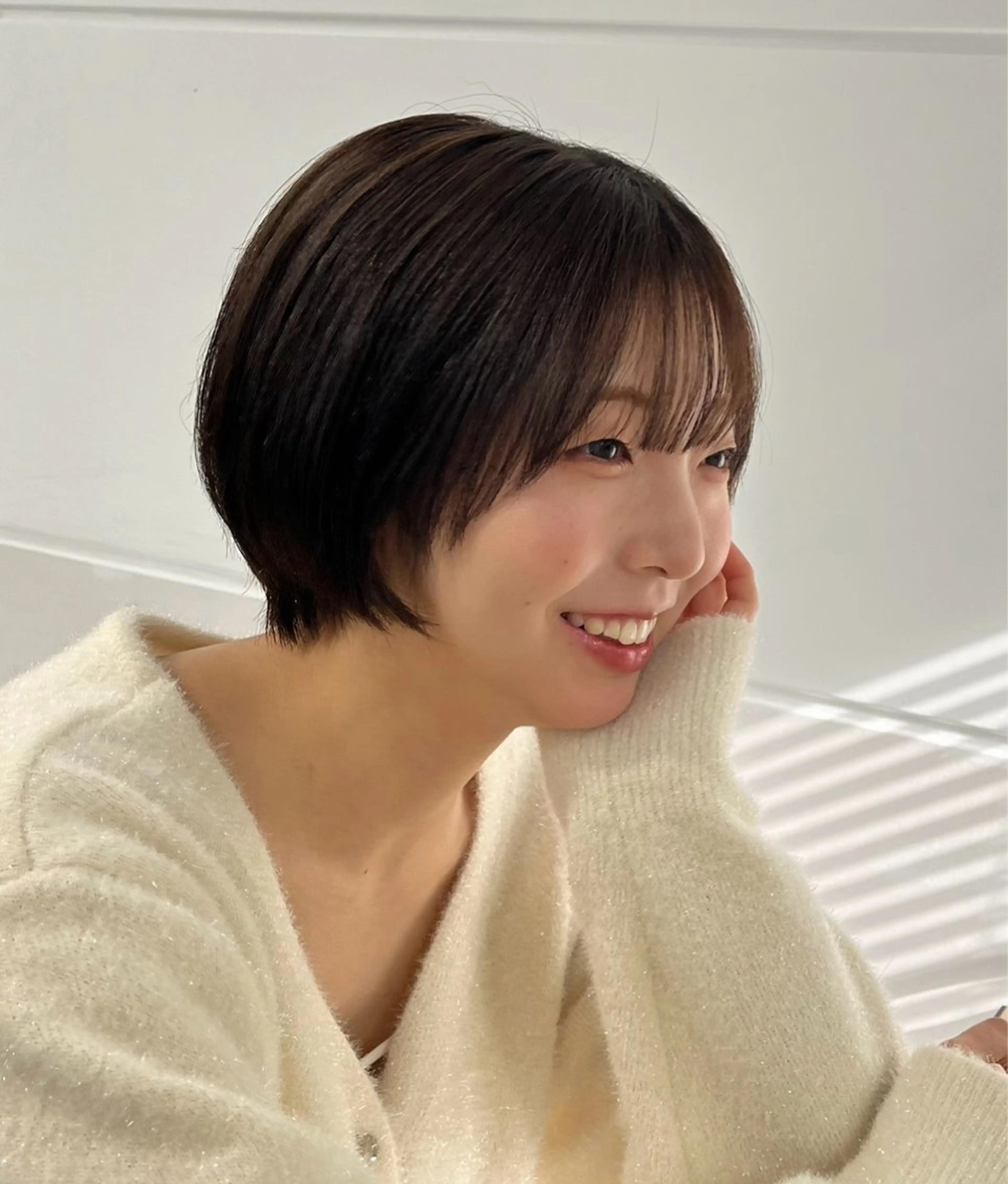 ショート 縮毛矯正/ハイトーン /パーマ/せき🧸のヘアスタイル