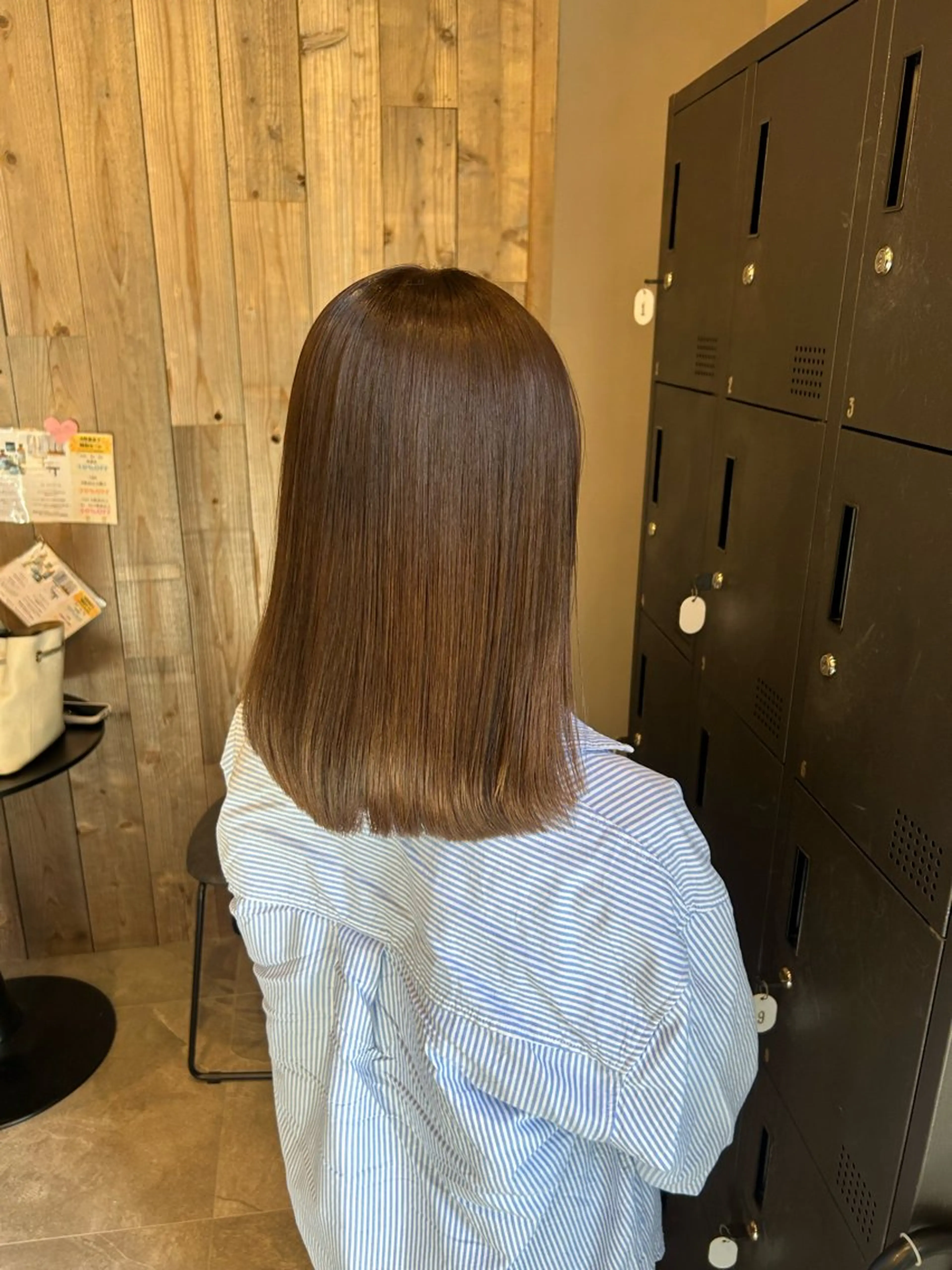 セミロング カラー アッシュ ベージュカラー 酸性ストレート カット ヘアカラー パーマ 縮毛矯正 トリートメント 艶髪/髪質改善 yukaのヘアスタイル