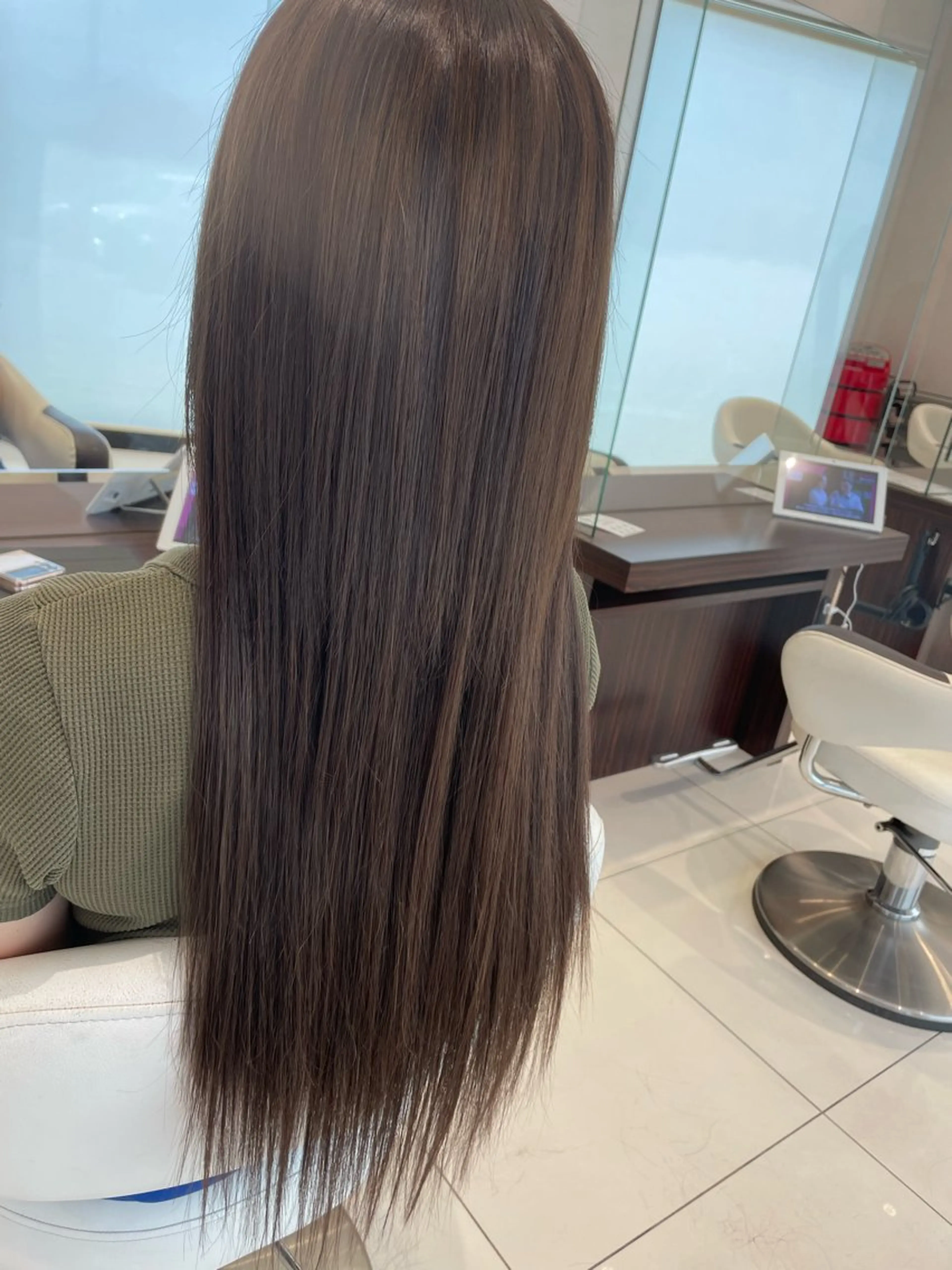 ロング 西川 夕奈のヘアスタイル