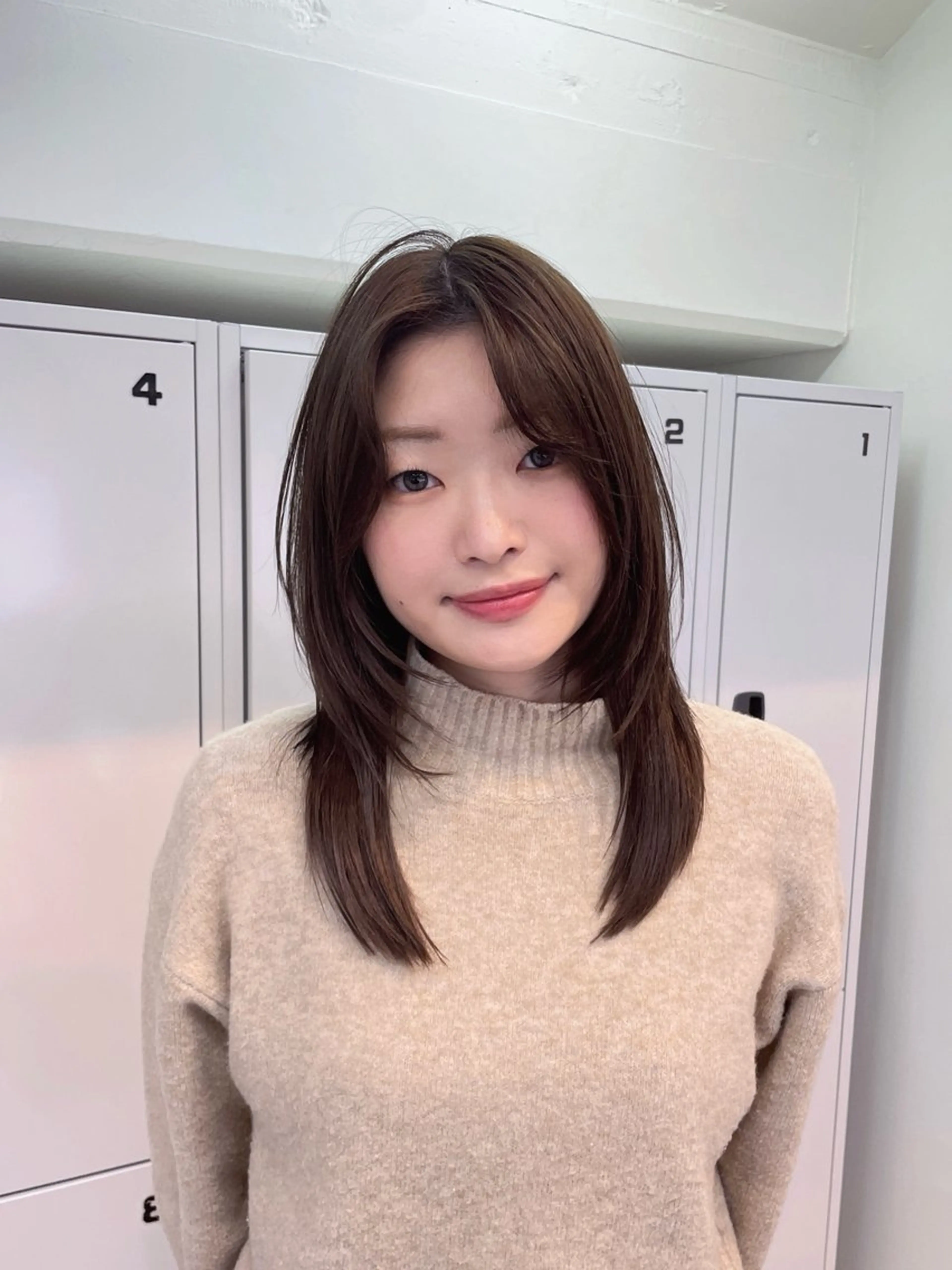 セミロング カラー ブラウンカラー モカブラウン カット ヘアカラー yu-kaハッシュ カット/韓国レイヤーのヘアスタイル