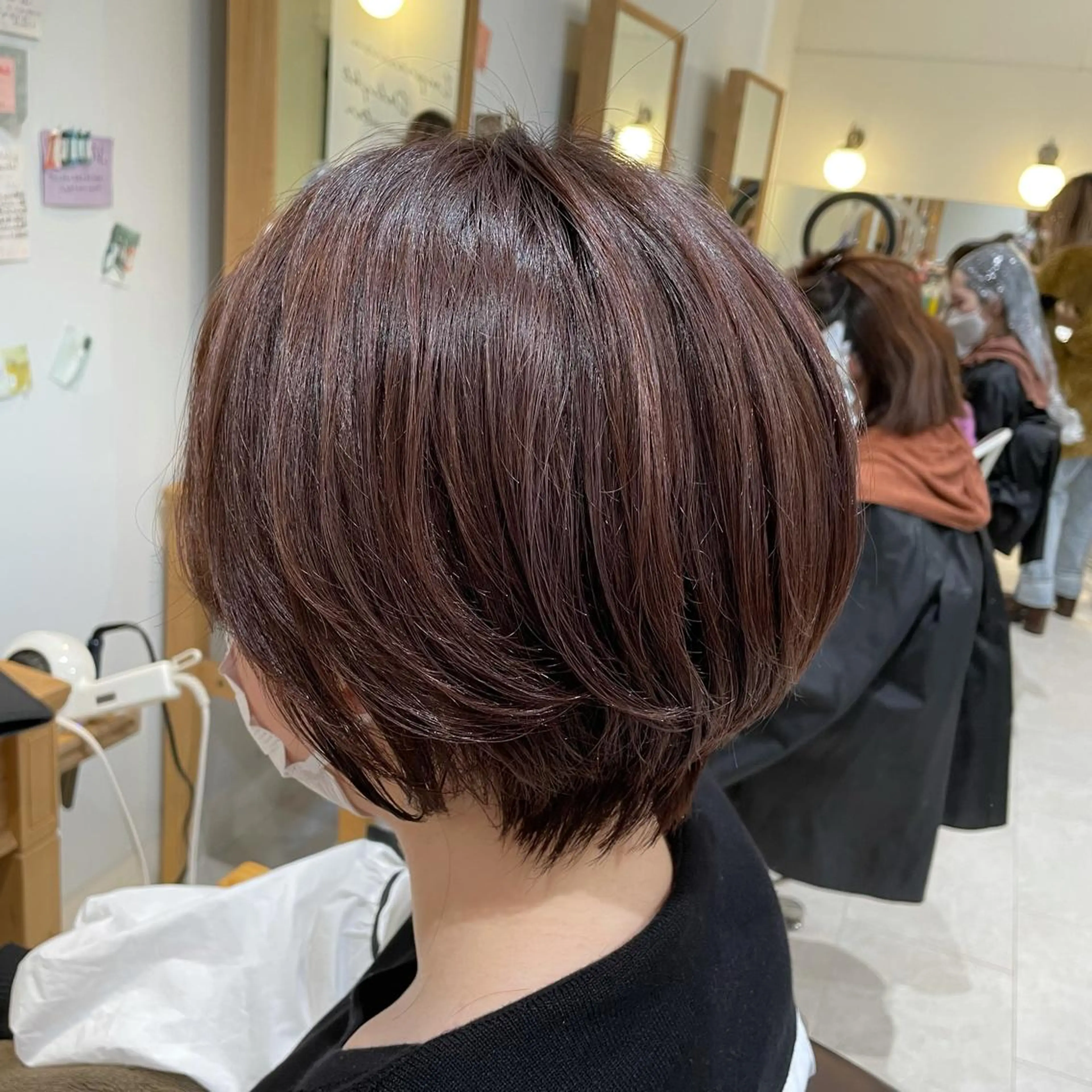 ショート くびれヘア ショートヘア 心斎橋/ブリーチなし 髪質改善/レイヤーのヘアスタイル