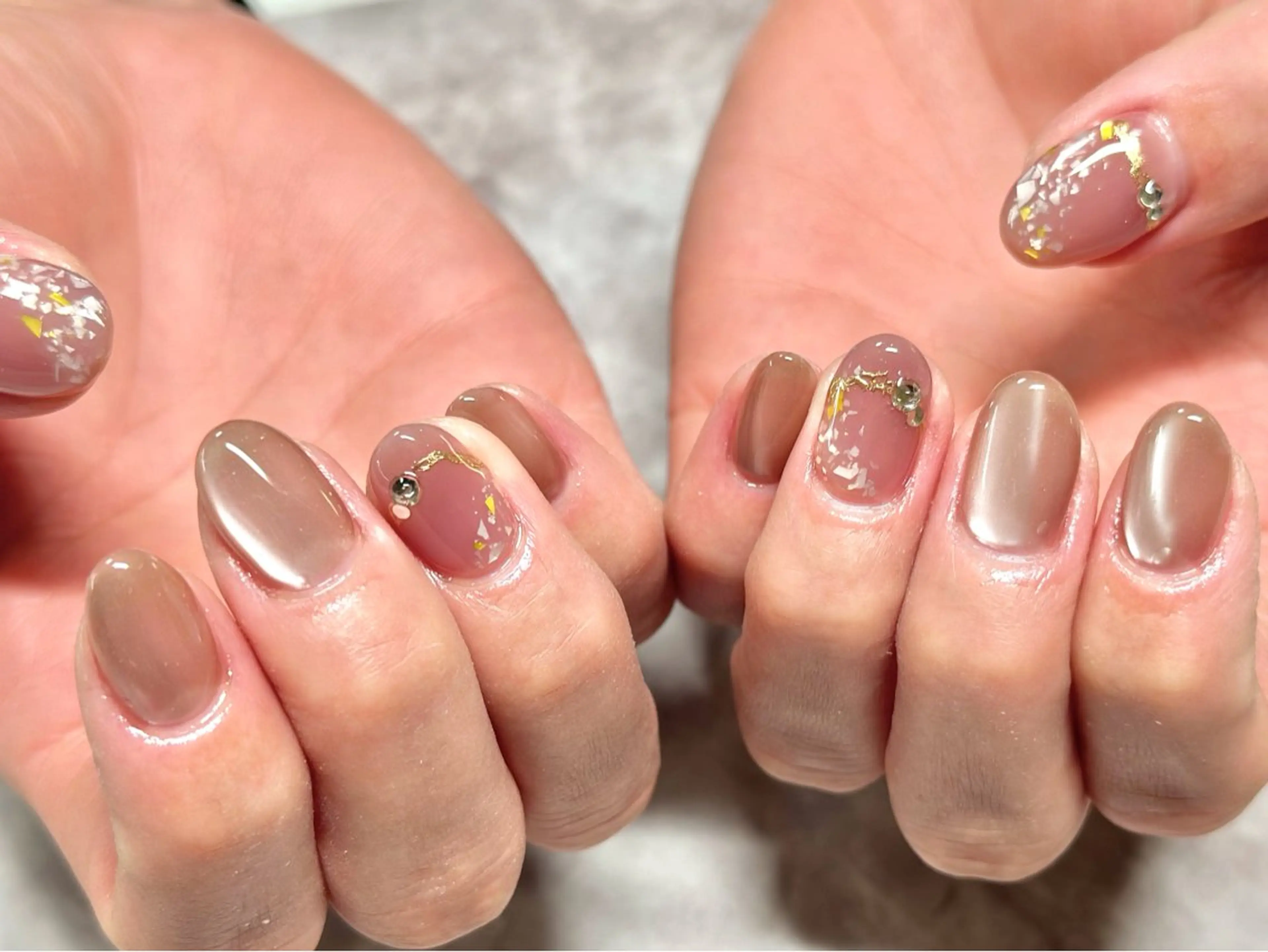 ネイル マグネットネイル ハンドネイル Nailsalon Graciasのネイルデザイン