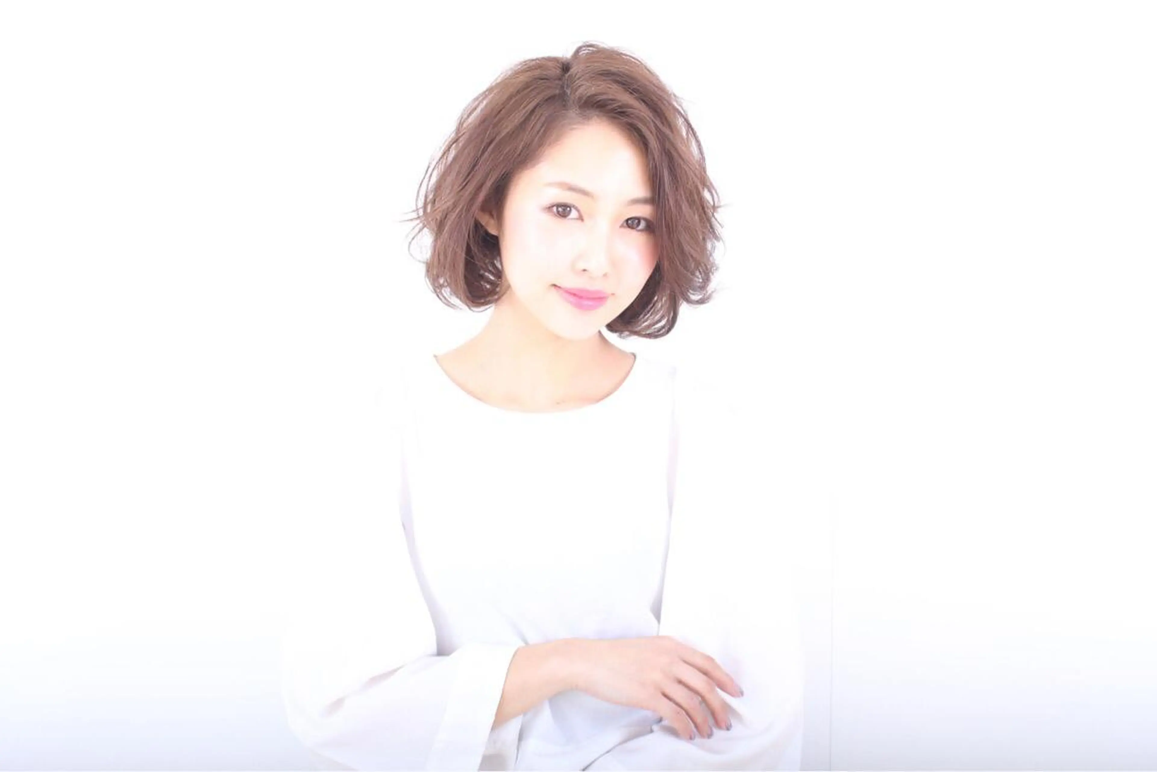 ミディアム カラー noa  ノアのヘアスタイル