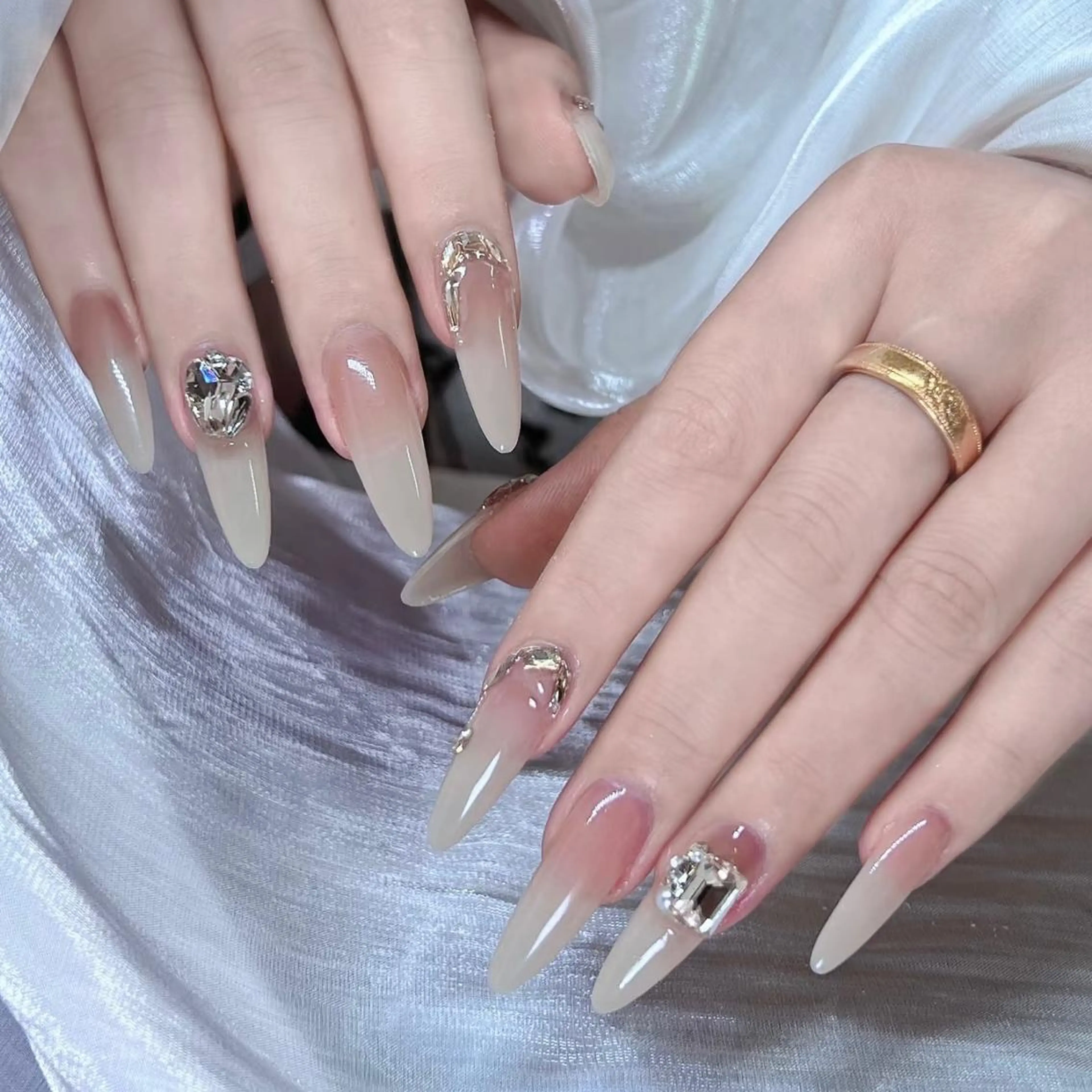 ネイル ハンドネイル Pure&Rich Nailのネイルデザイン