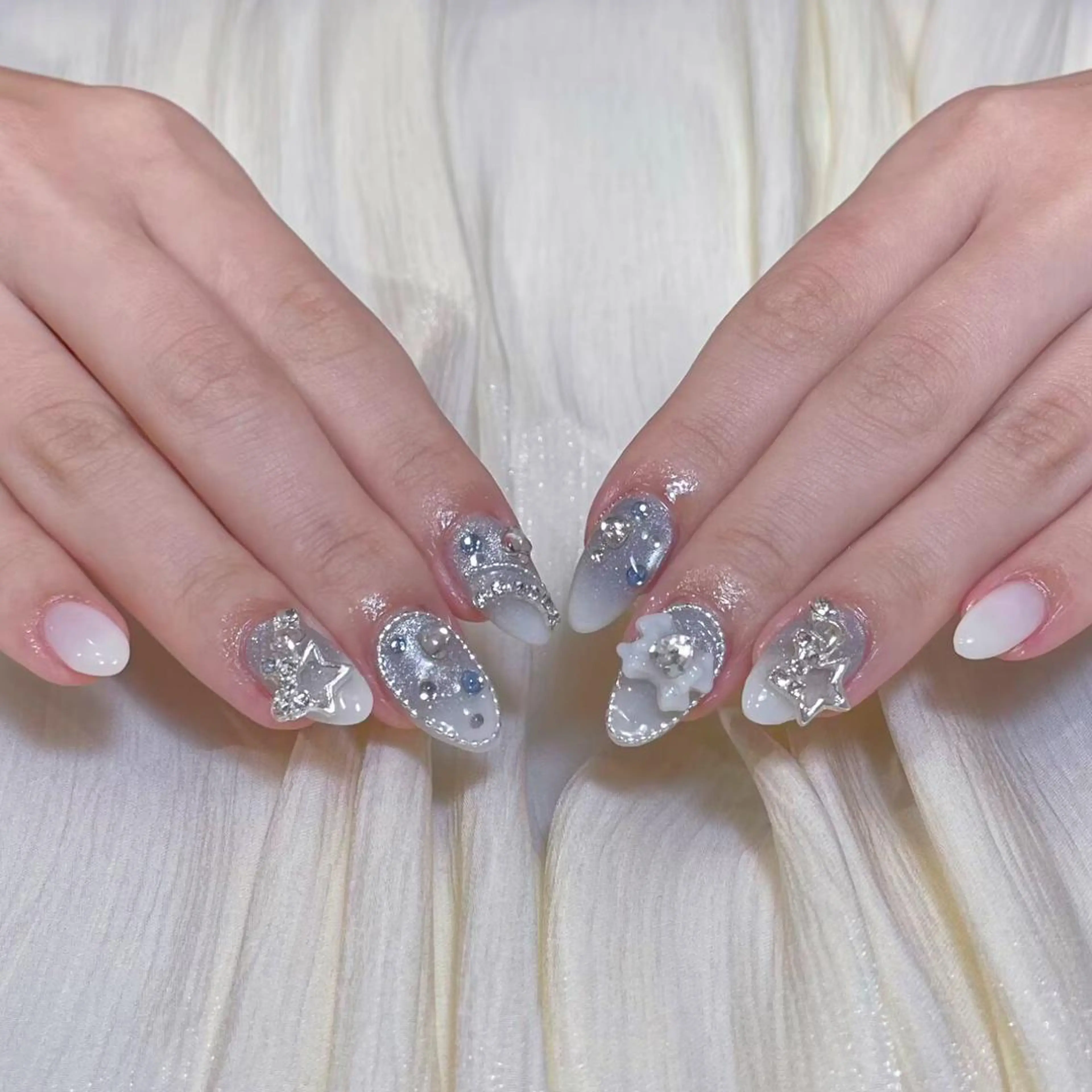 ネイル ハンドネイル ハンドケア Lumina _ Harukaのネイルデザイン