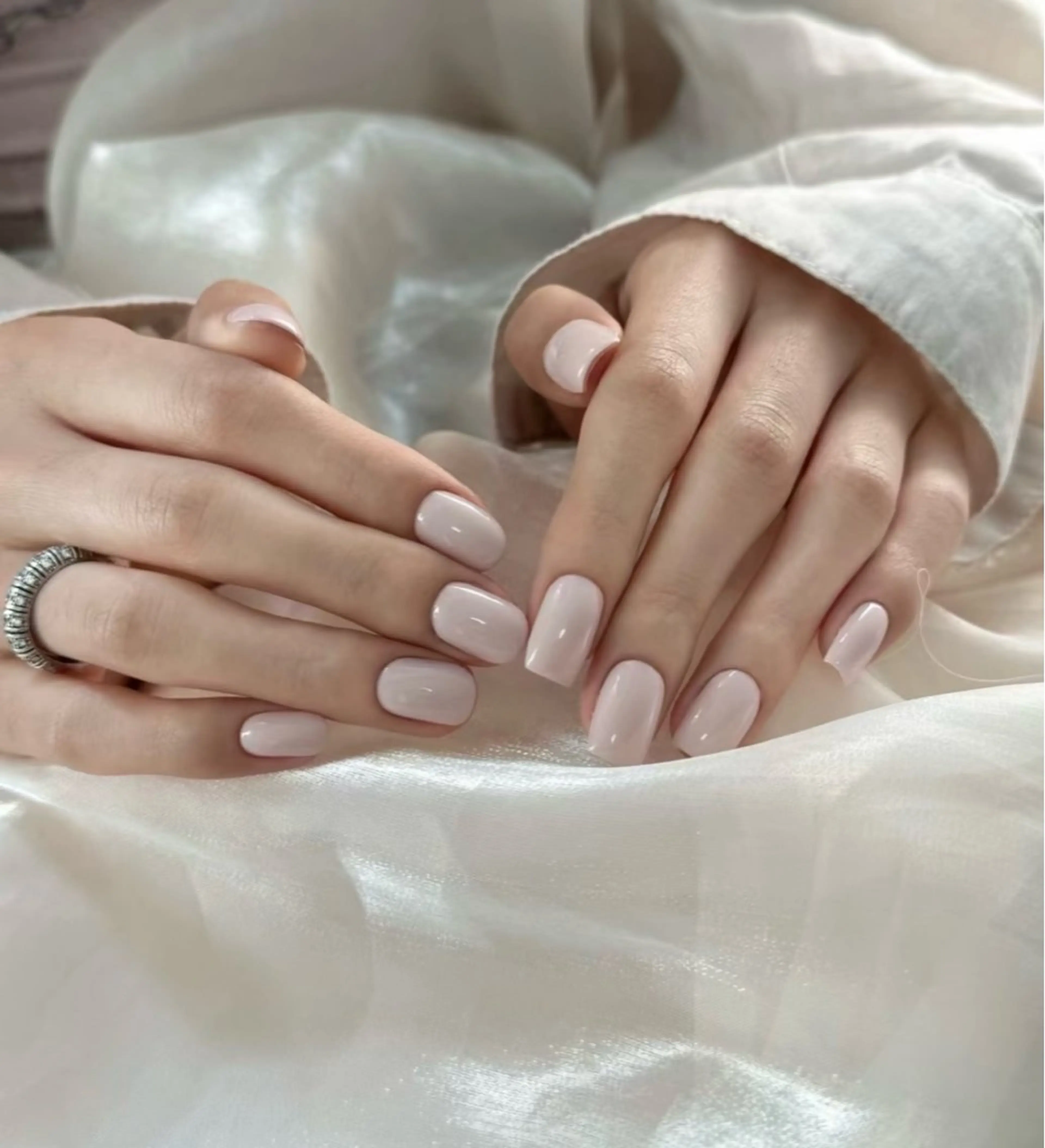 ミディアム めぐみのネイルサロン スタッフ練習のネイルデザイン