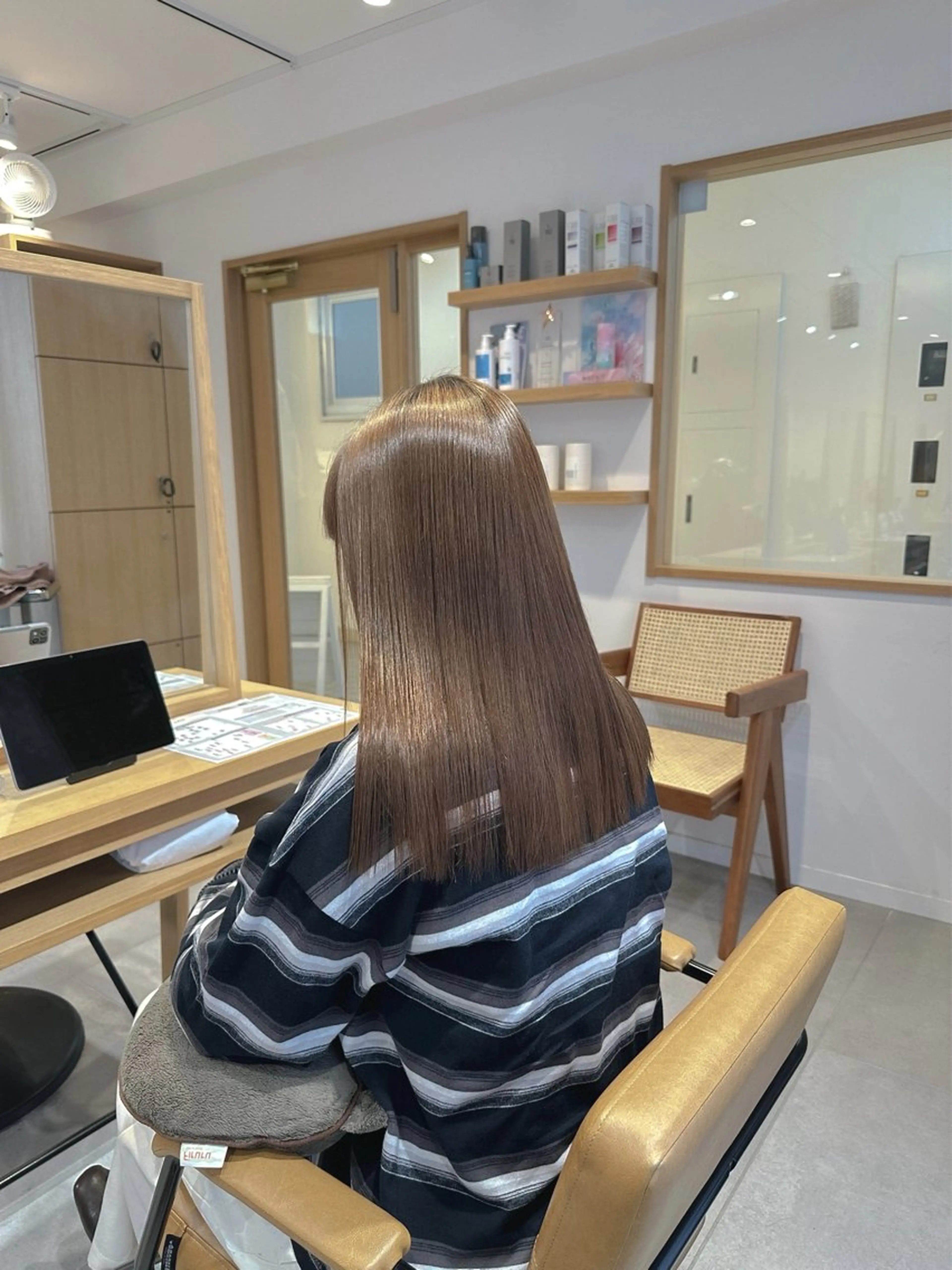 セミロング カット 縮毛矯正 トリートメント 🌱加藤　胡太郎 /艶髪ストレート🌱のヘアスタイル