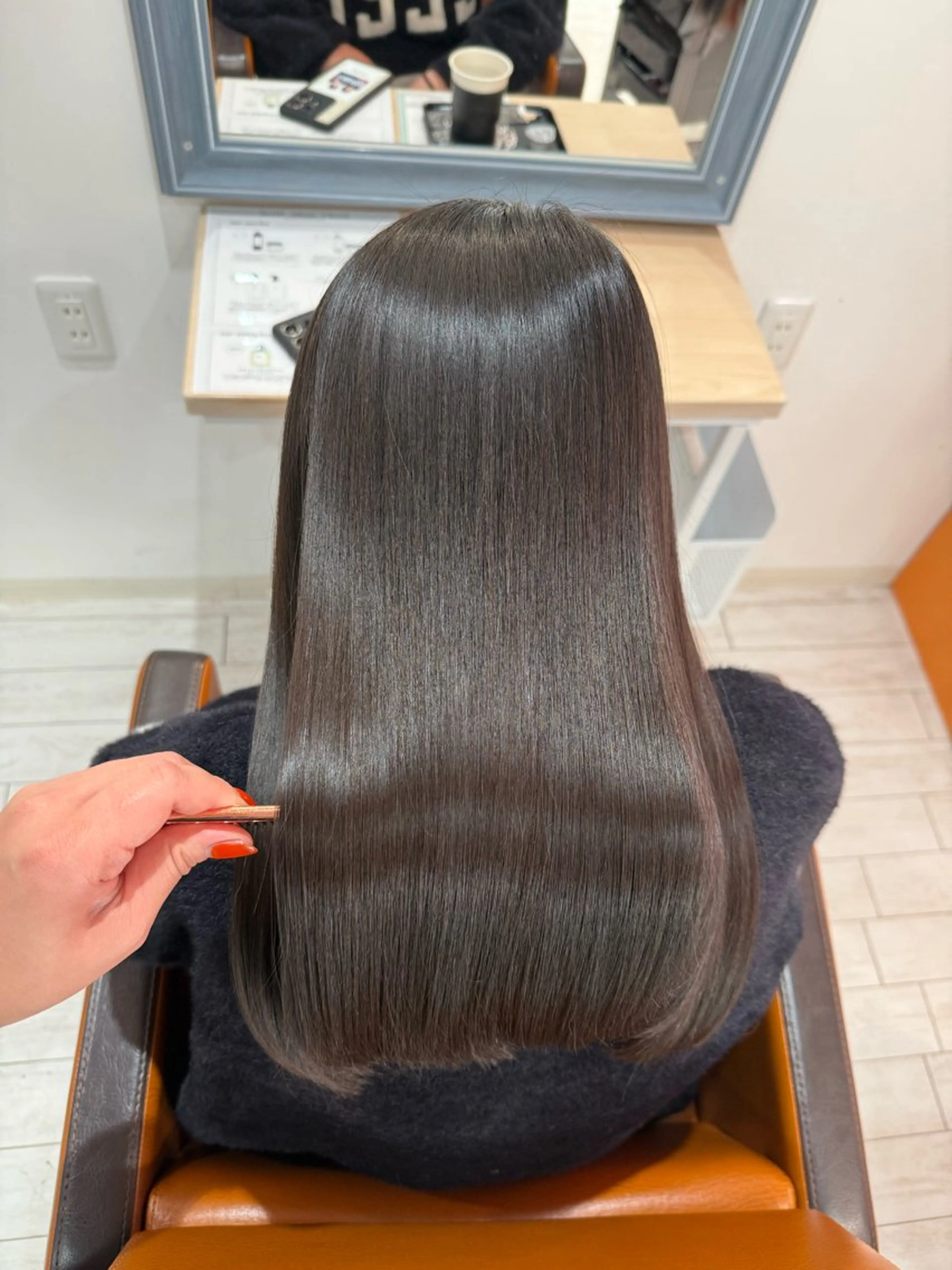 セミロング 縮毛矯正 トリートメント 🍊髪質改善🍊縮毛 矯正🍊濱野紗奈🍊のヘアスタイル