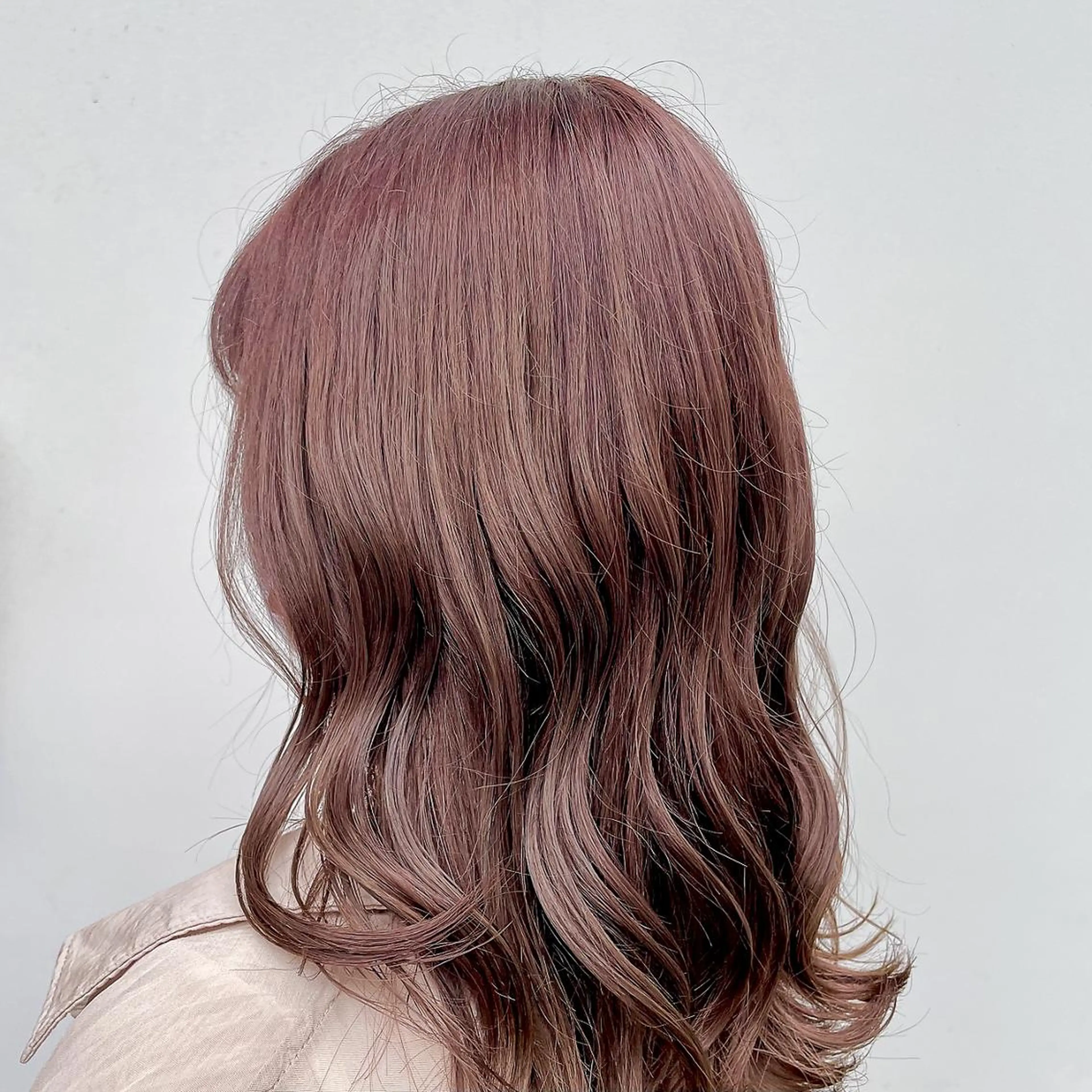 ミディアム カラー アディクシーカラー ブリーチ ブロンド ブルーカラー ハイライトカラー カット ヘアカラー CEINE【セーヌ】 三軒茶屋のヘアスタイル