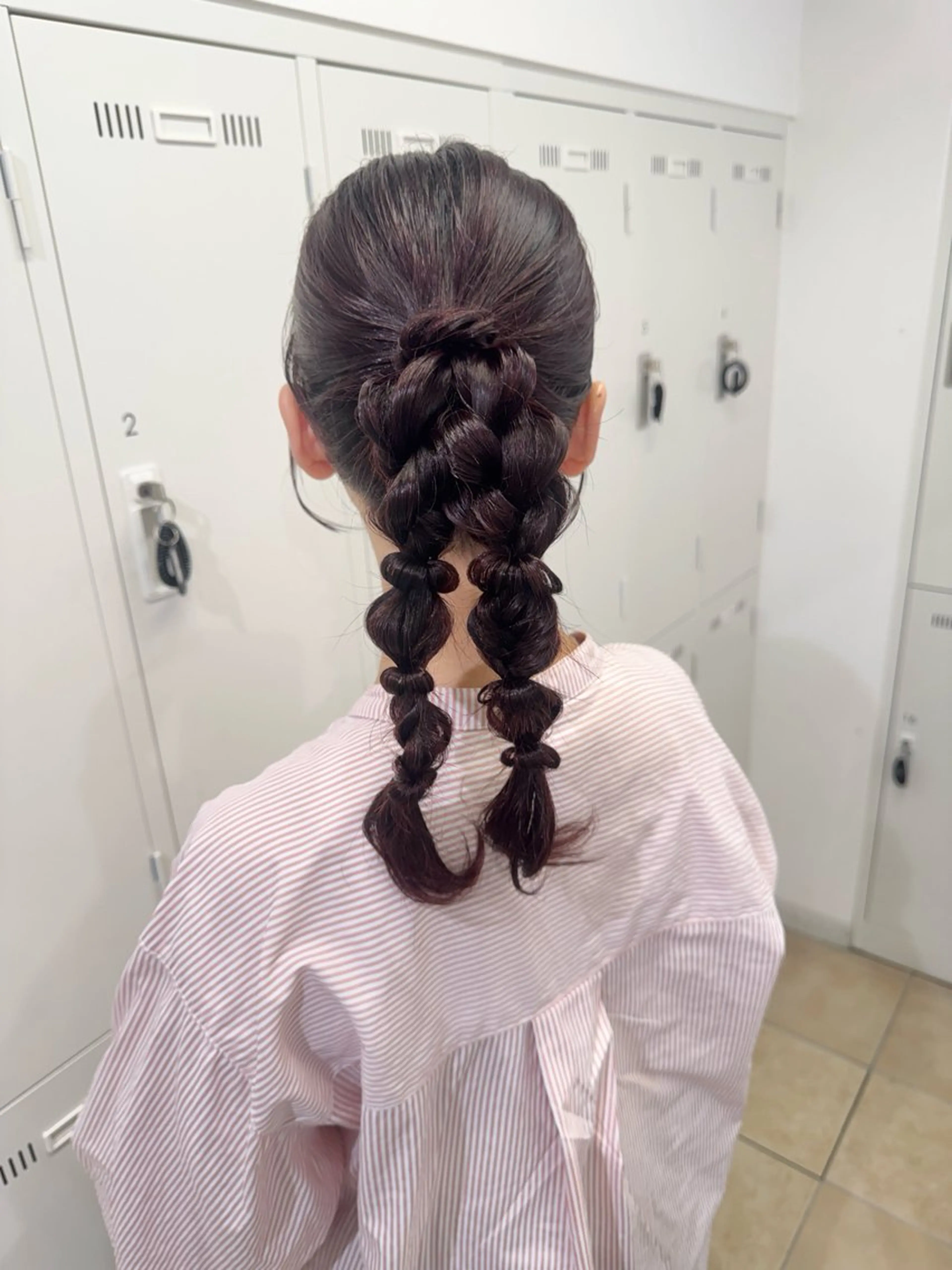 セミロング ヘアアレンジ ヘアセット 西山梨々【5/1〜 復帰致します🌼】のヘアスタイル