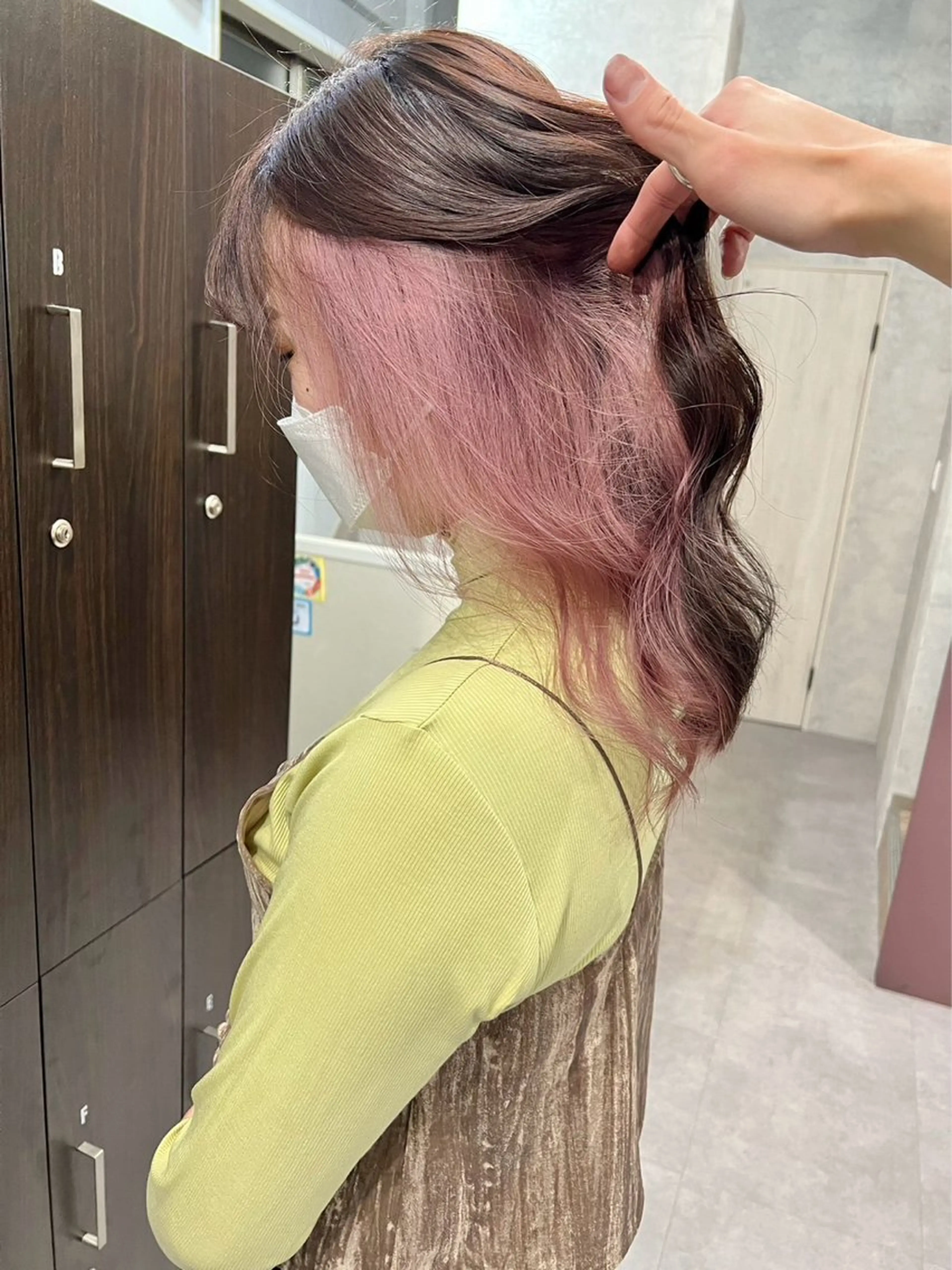 セミロング カラー インナーカラー ピンクカラー ダブルカラーVia/ airi♡のヘアスタイル