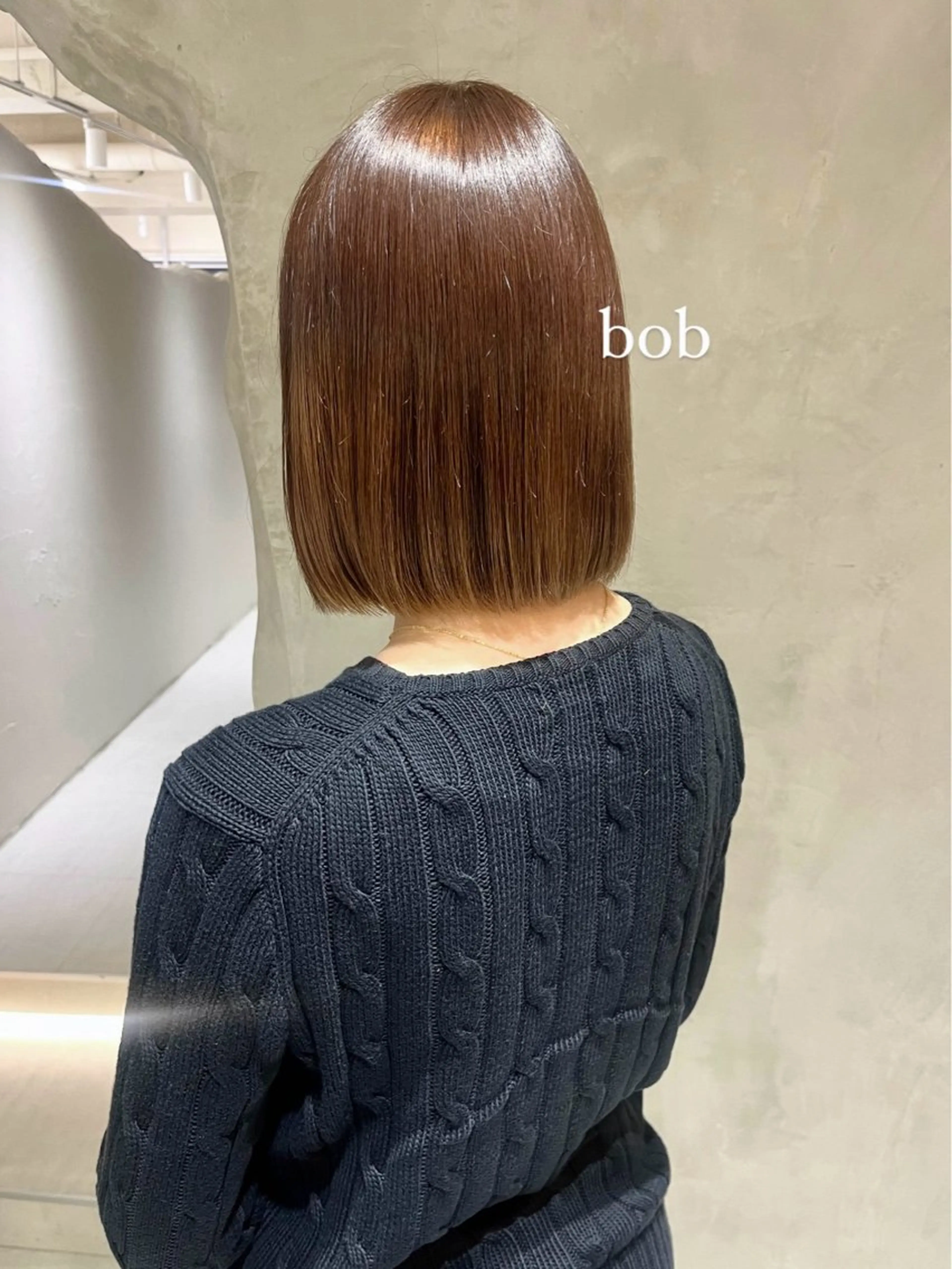 ミディアム カラー カット ヘアカラー トリートメント 切りっぱなしボブ/ 艶カラー/綾莉のヘアスタイル