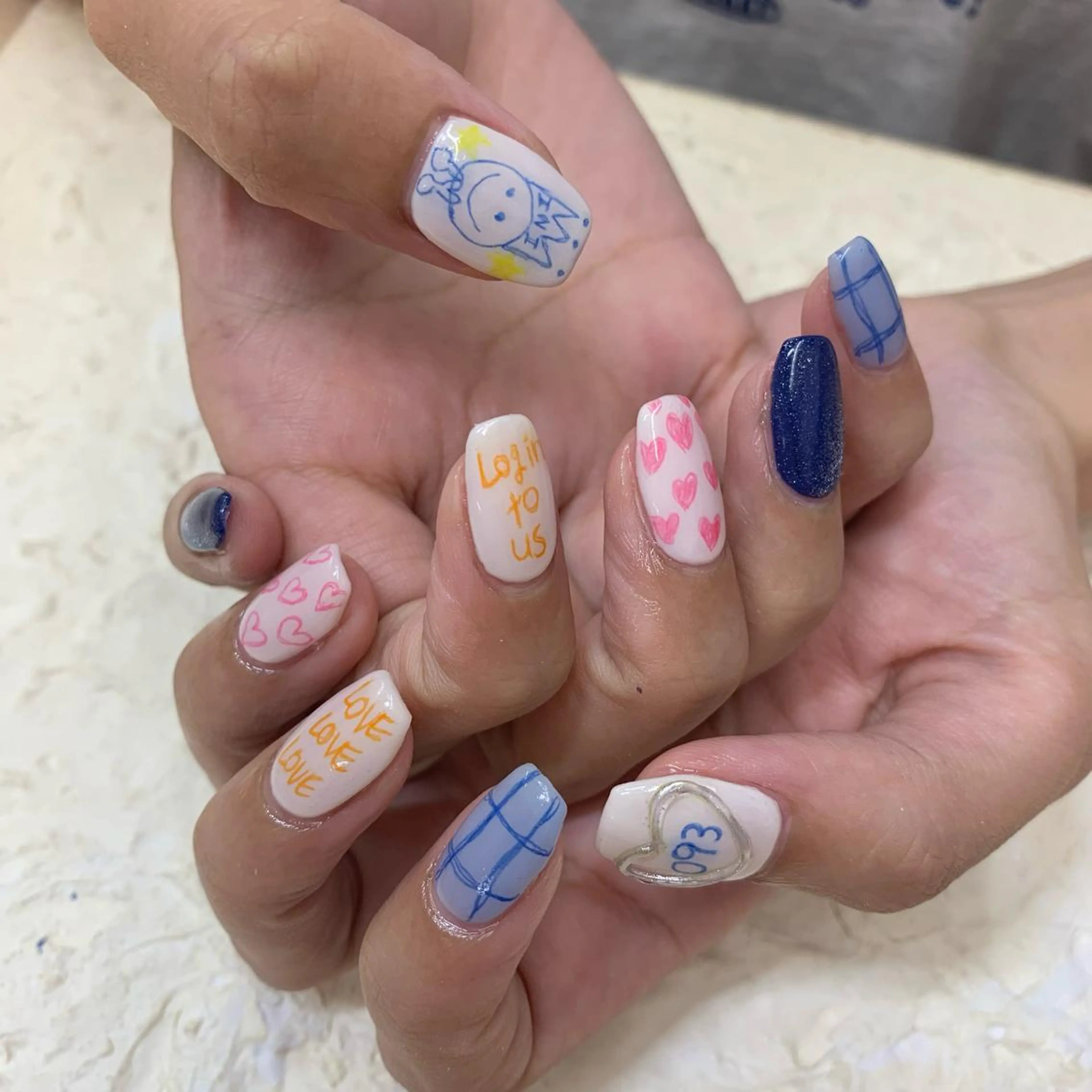 ネイル マキノ ユイのネイルデザイン