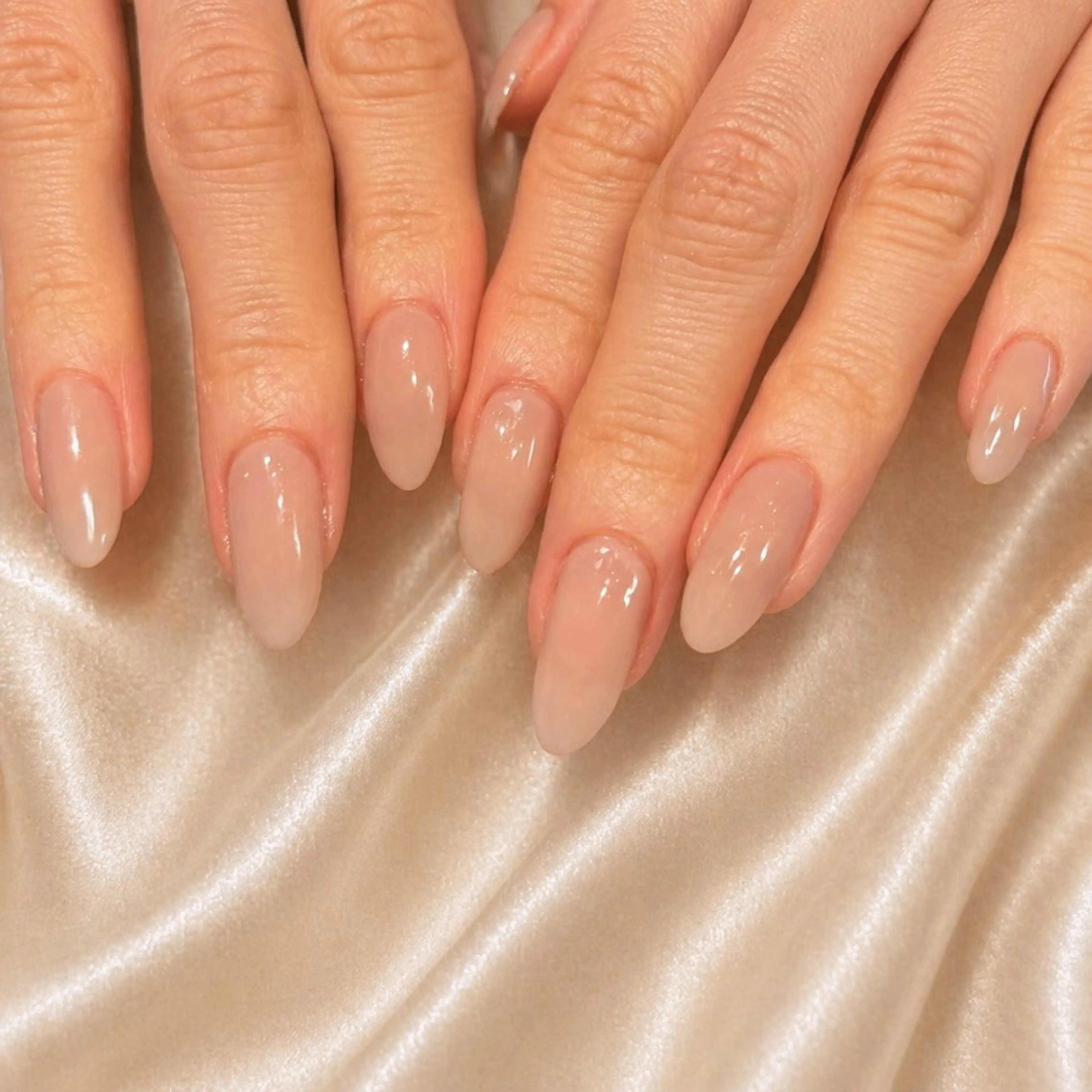 ネイル ワンカラーネイル ハンドネイル モデル募集🍑渋谷 Nanamiのネイルデザイン