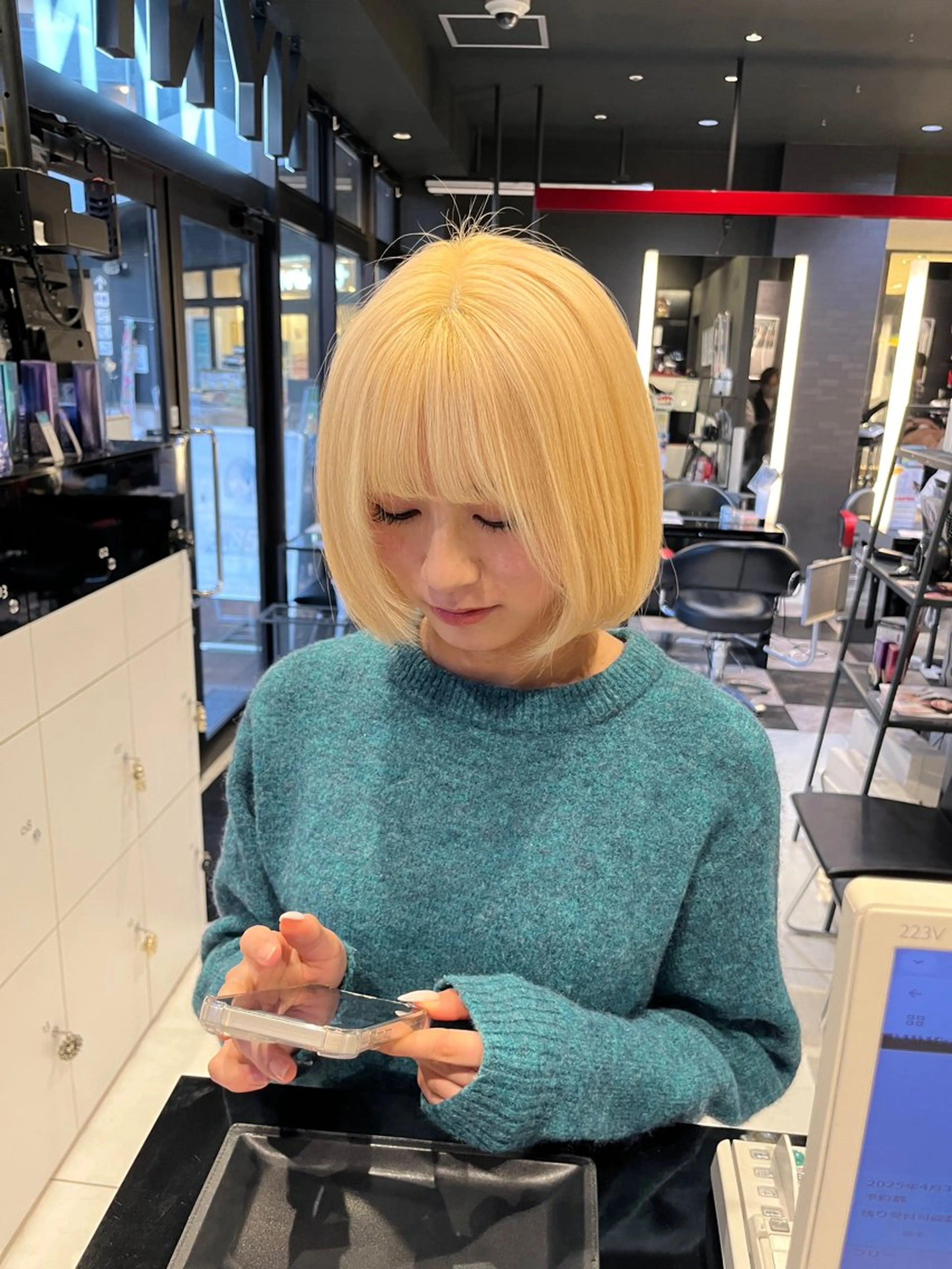 【学生限定‼️】カット+1ブリーチ+イルミナカラー+3stepトリートメント🥣🧡の写真