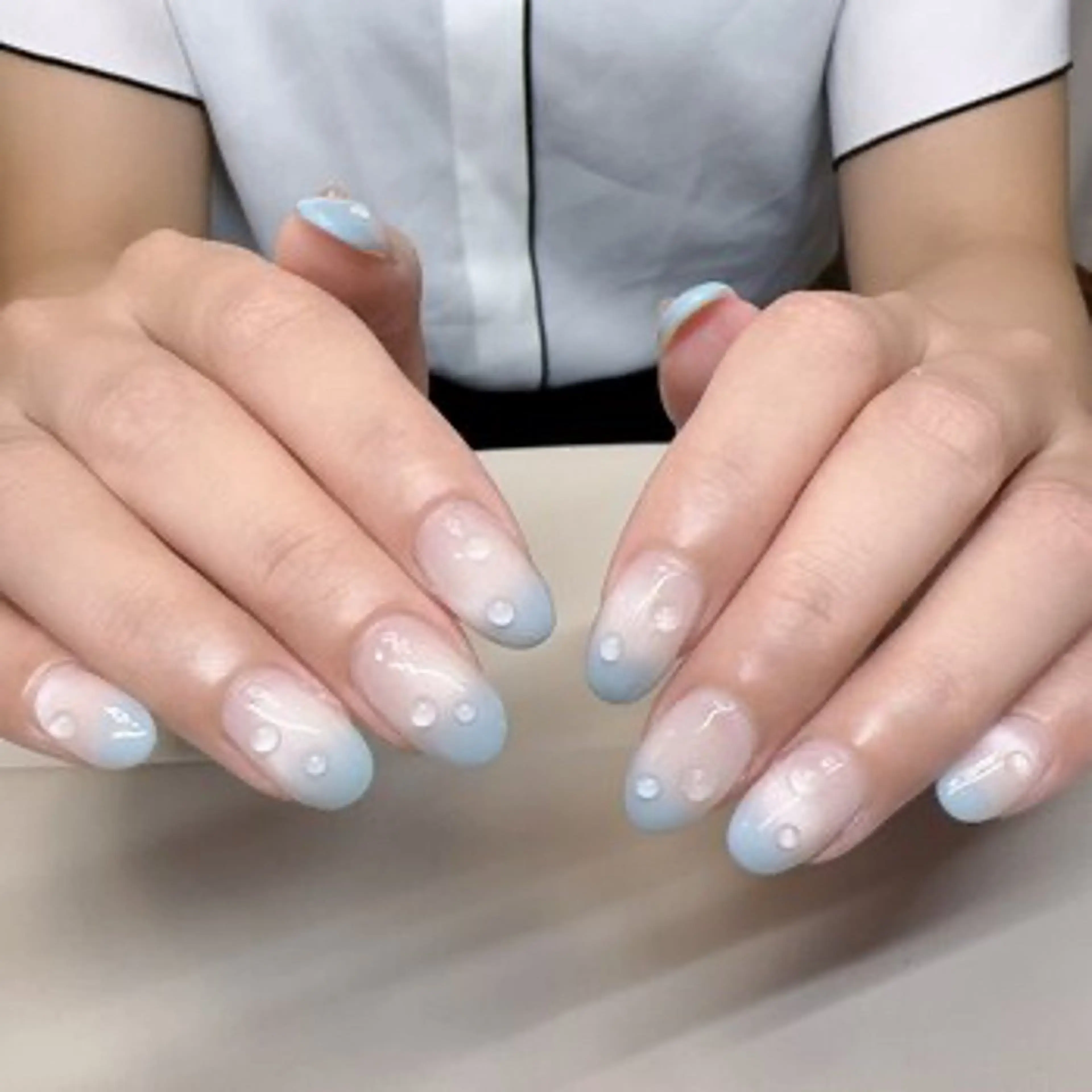 ネイル 成人式 フレンチネイル ジェルネイル グラデーション マグネットネイル Rika  nail cocoのネイルデザイン