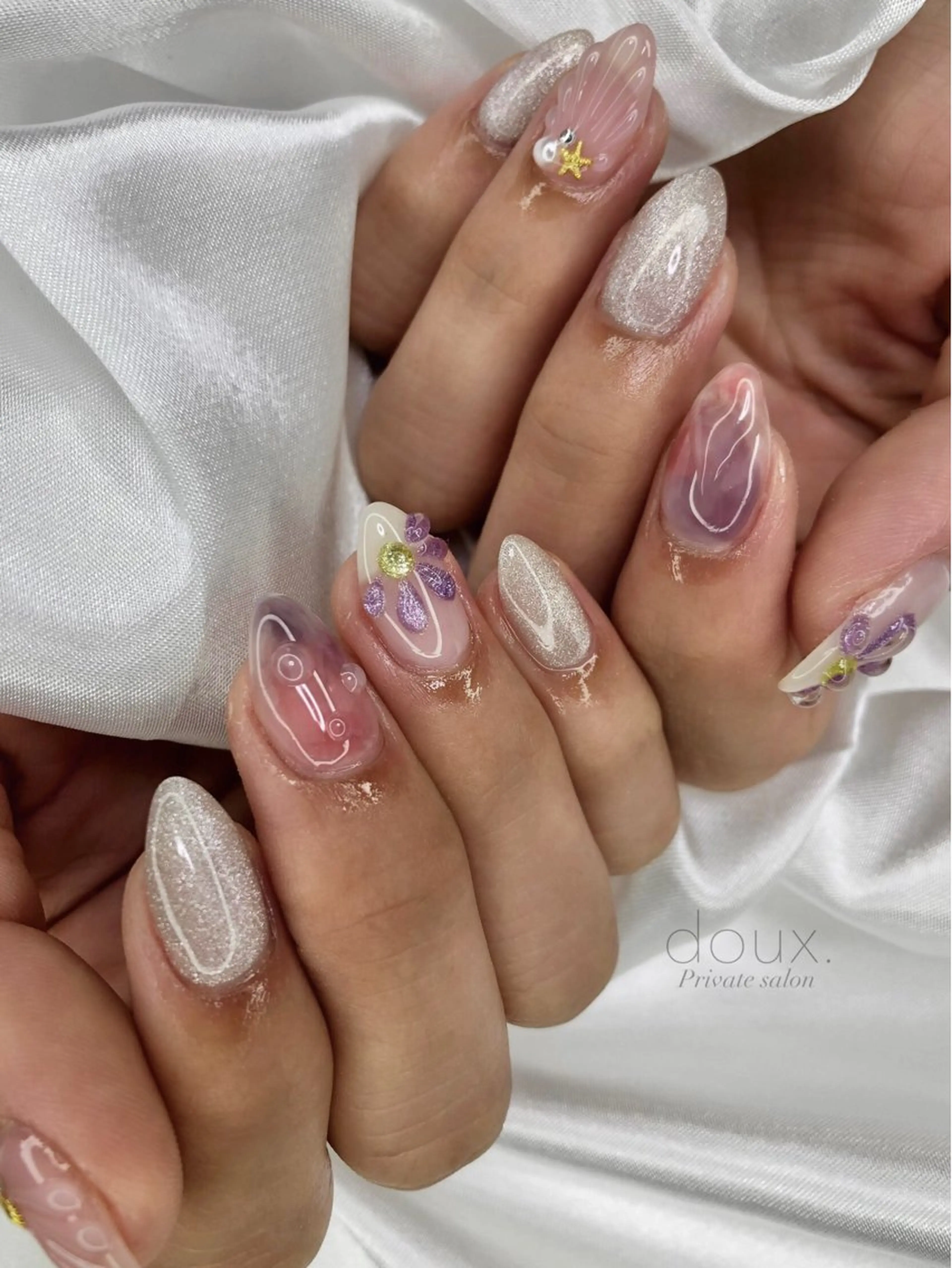 ネイル 氷ネイル・うるうるネイル 韓国ネイル マグネットネイル ぷっくりネイル 夏ネイル ハンドネイル doux. nailのネイルデザイン