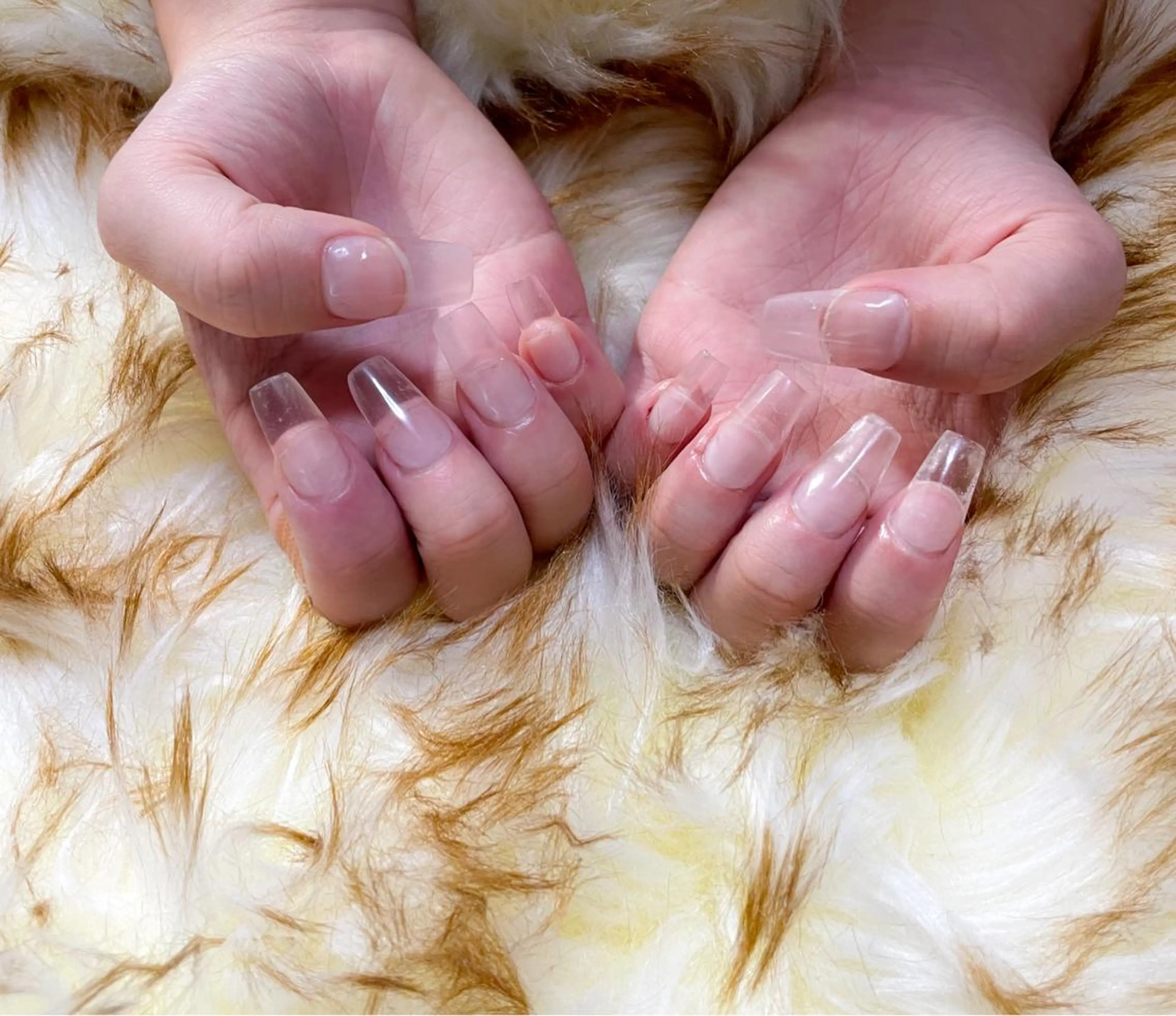 ネイル 長さ出し フレンチネイル グラデーション キラキラネイル ロングネイル nail salon Be.のネイルデザイン