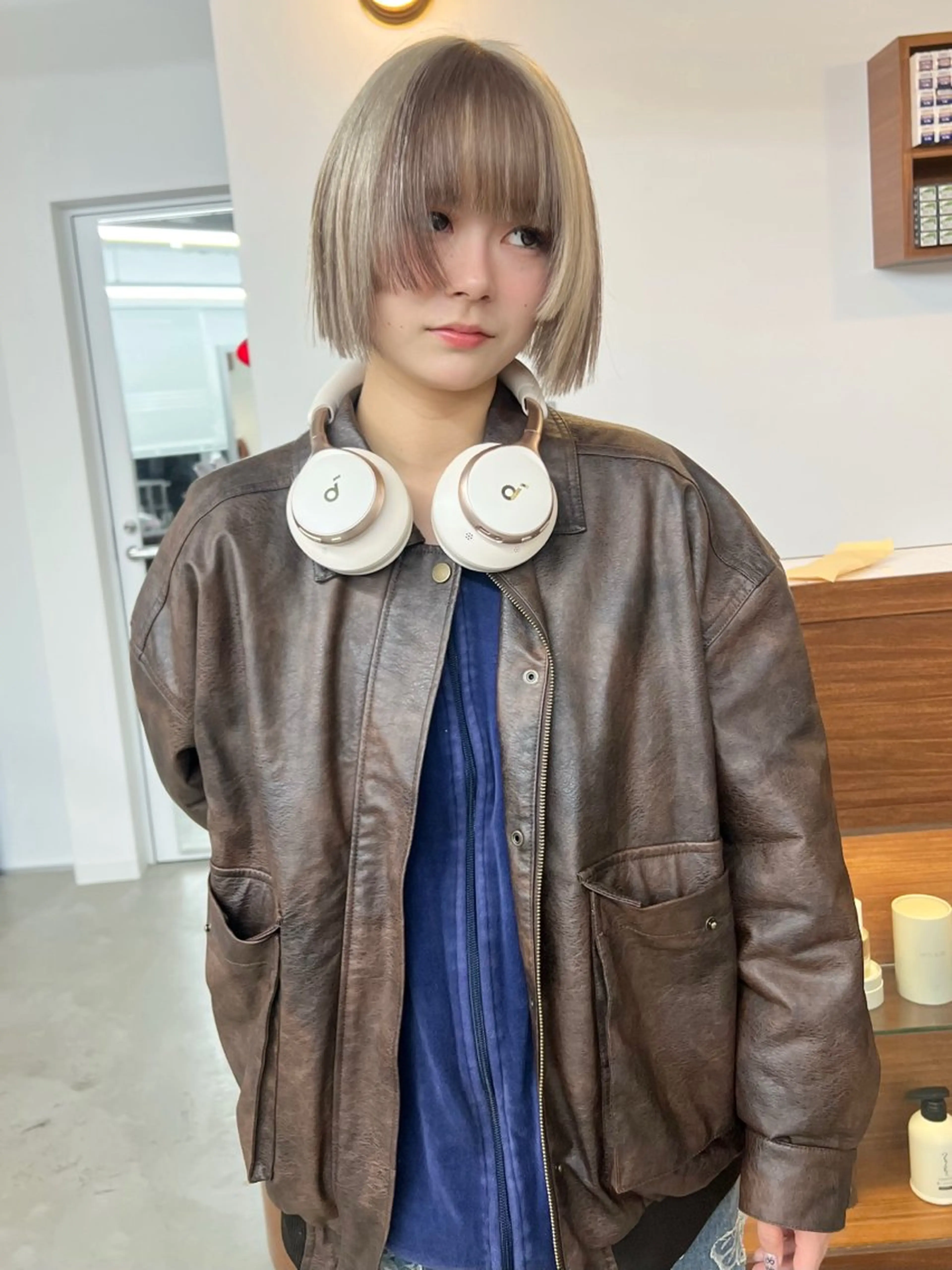 ミディアム いざわりお /梅田/ブリーチのヘアスタイル