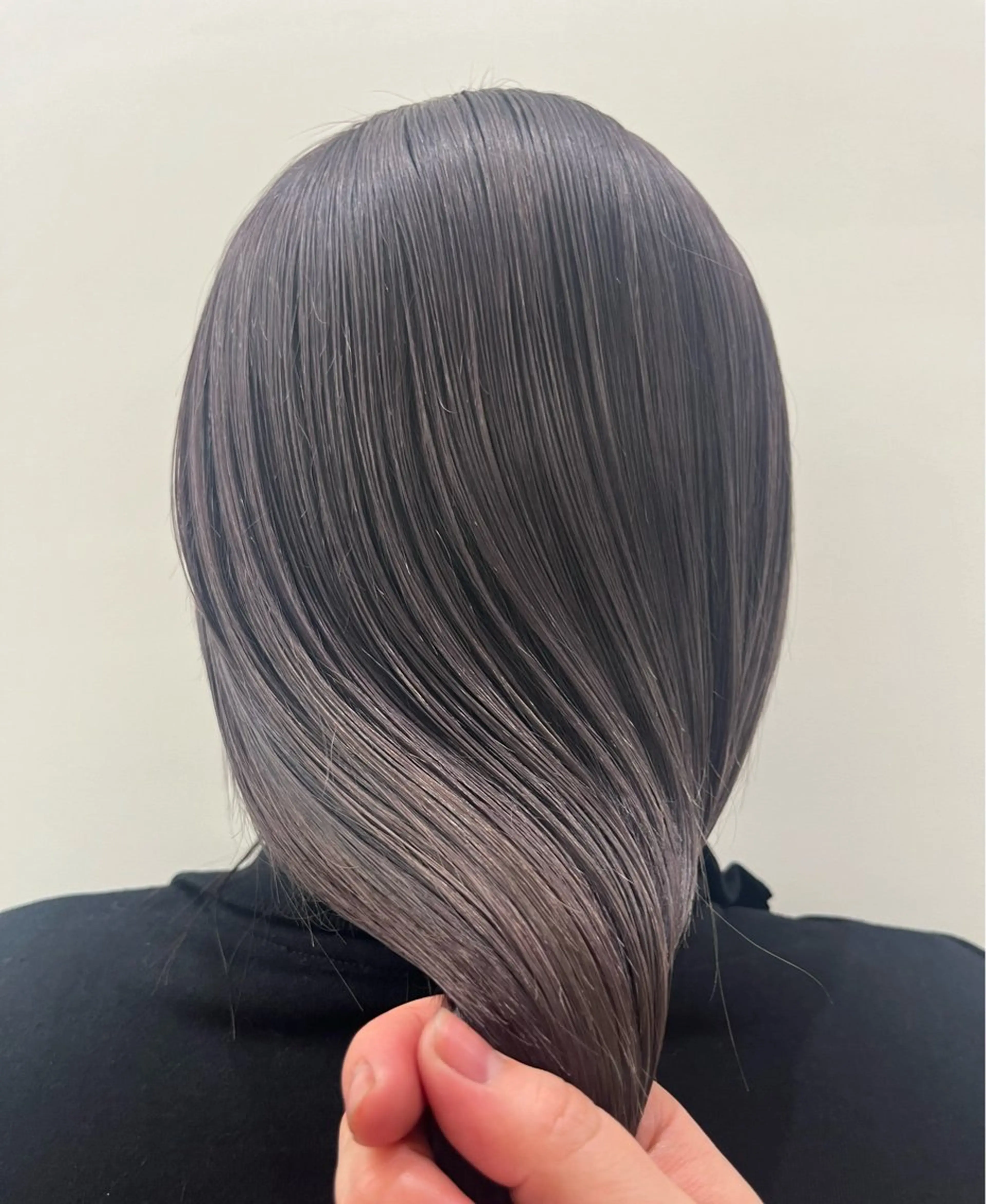 カラー 瀬長なおみ U too e'sのヘアスタイル