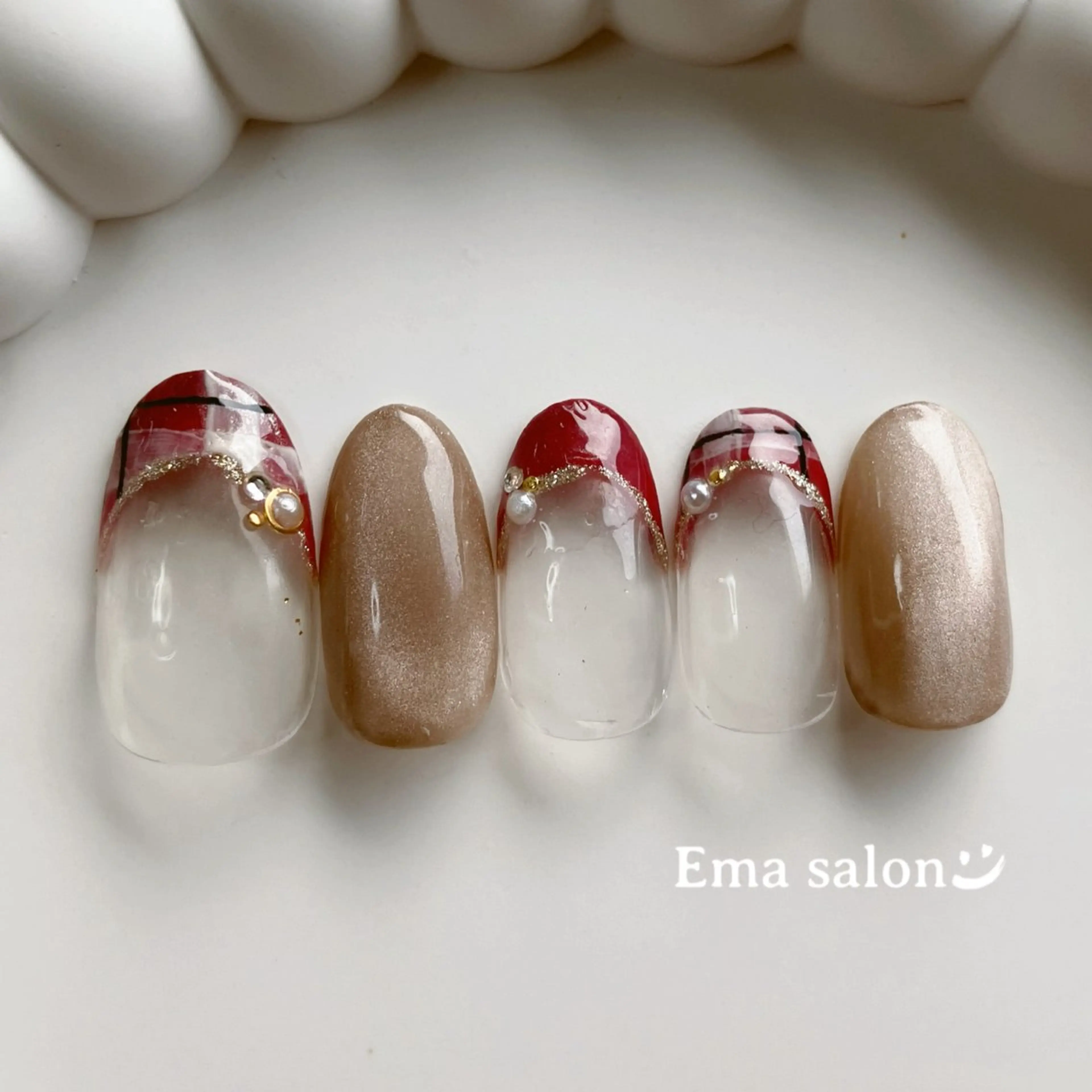 ネイル Ema salon satomiのネイルデザイン