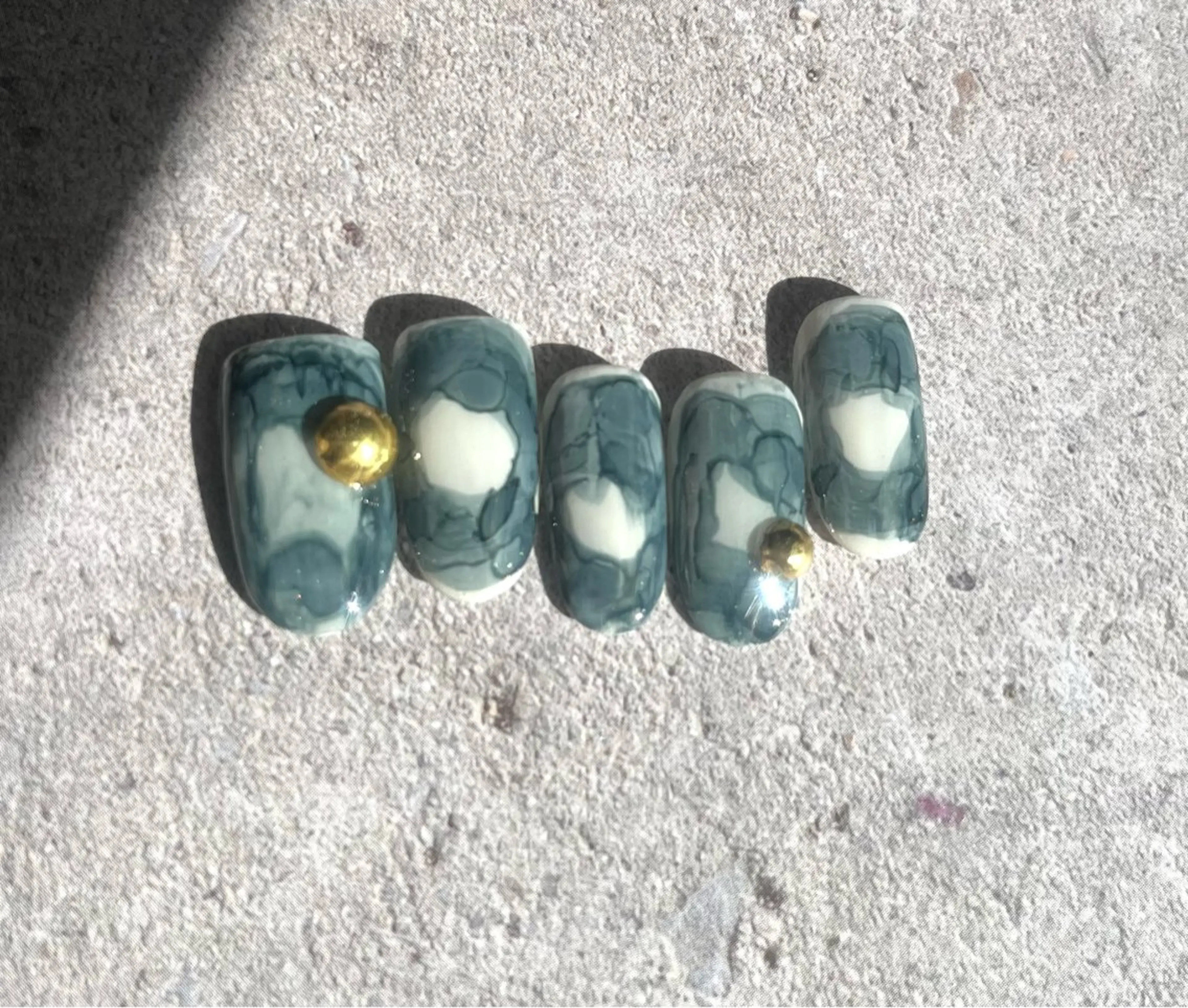 ショート 2DY NAIL SALONのネイルデザイン