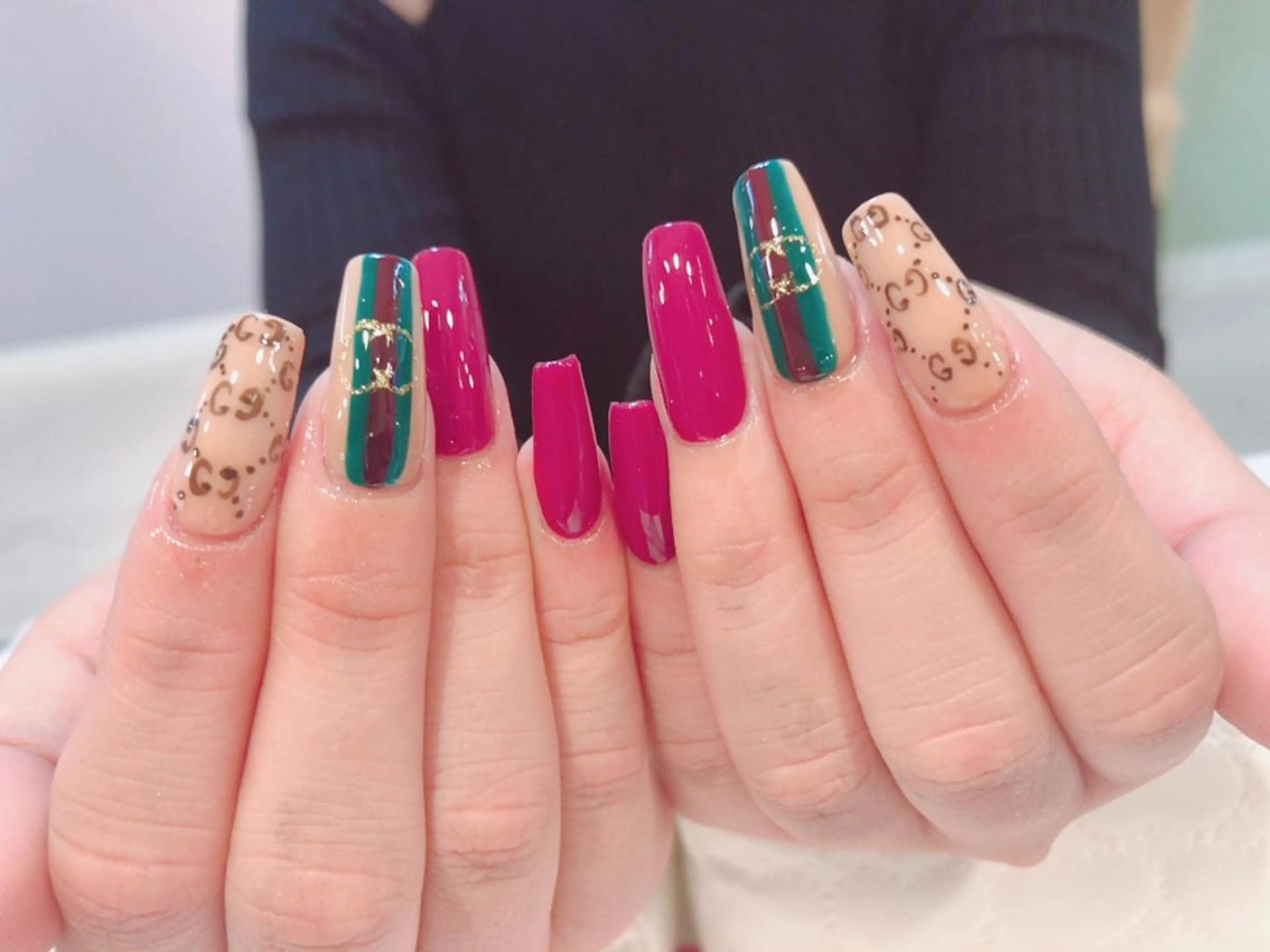 ネイル salon de Tiaraのネイルデザイン