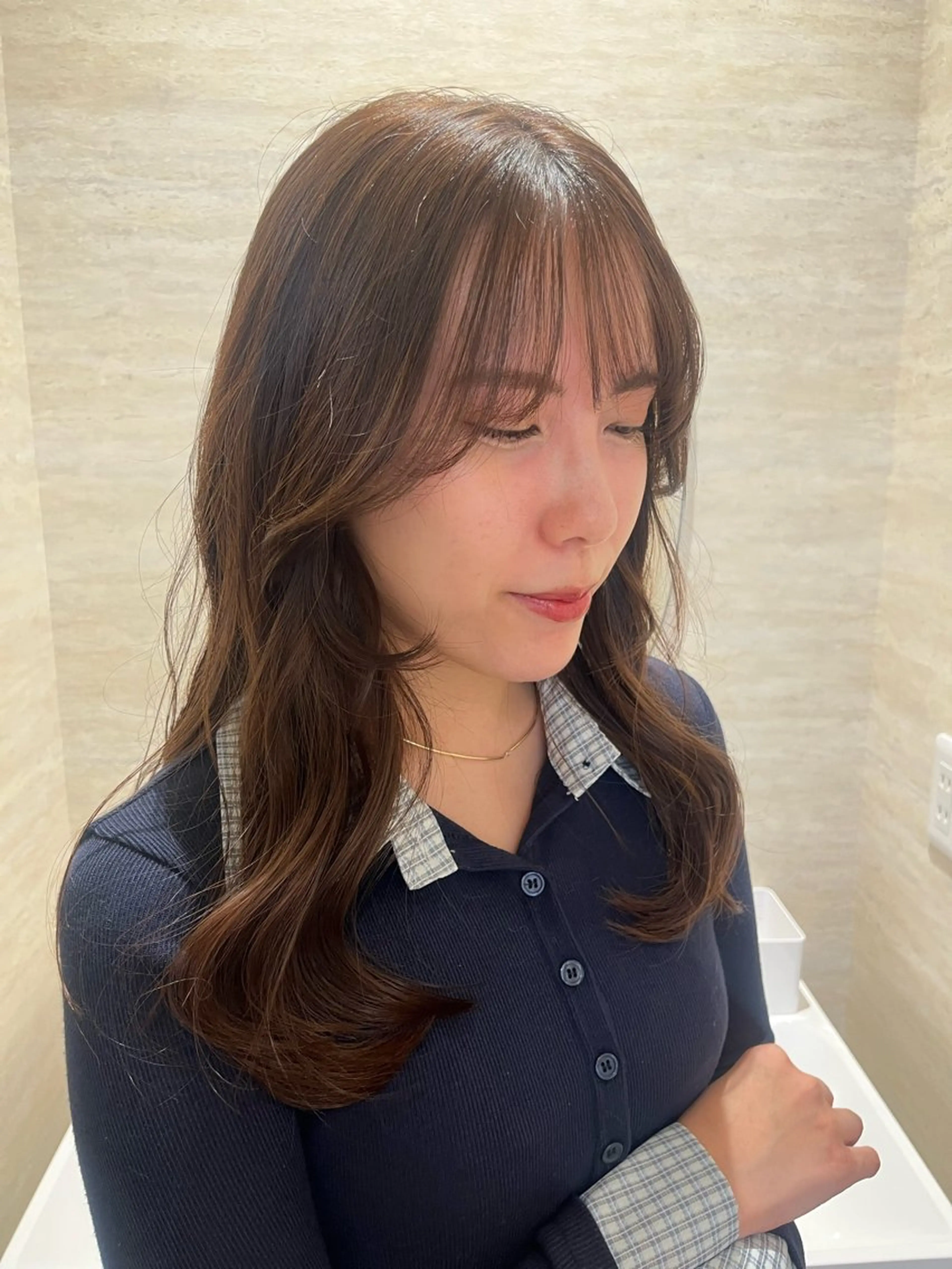 セミロング カラー 柔らかい艶暖色 レイヤー🫧姫汝のヘアスタイル