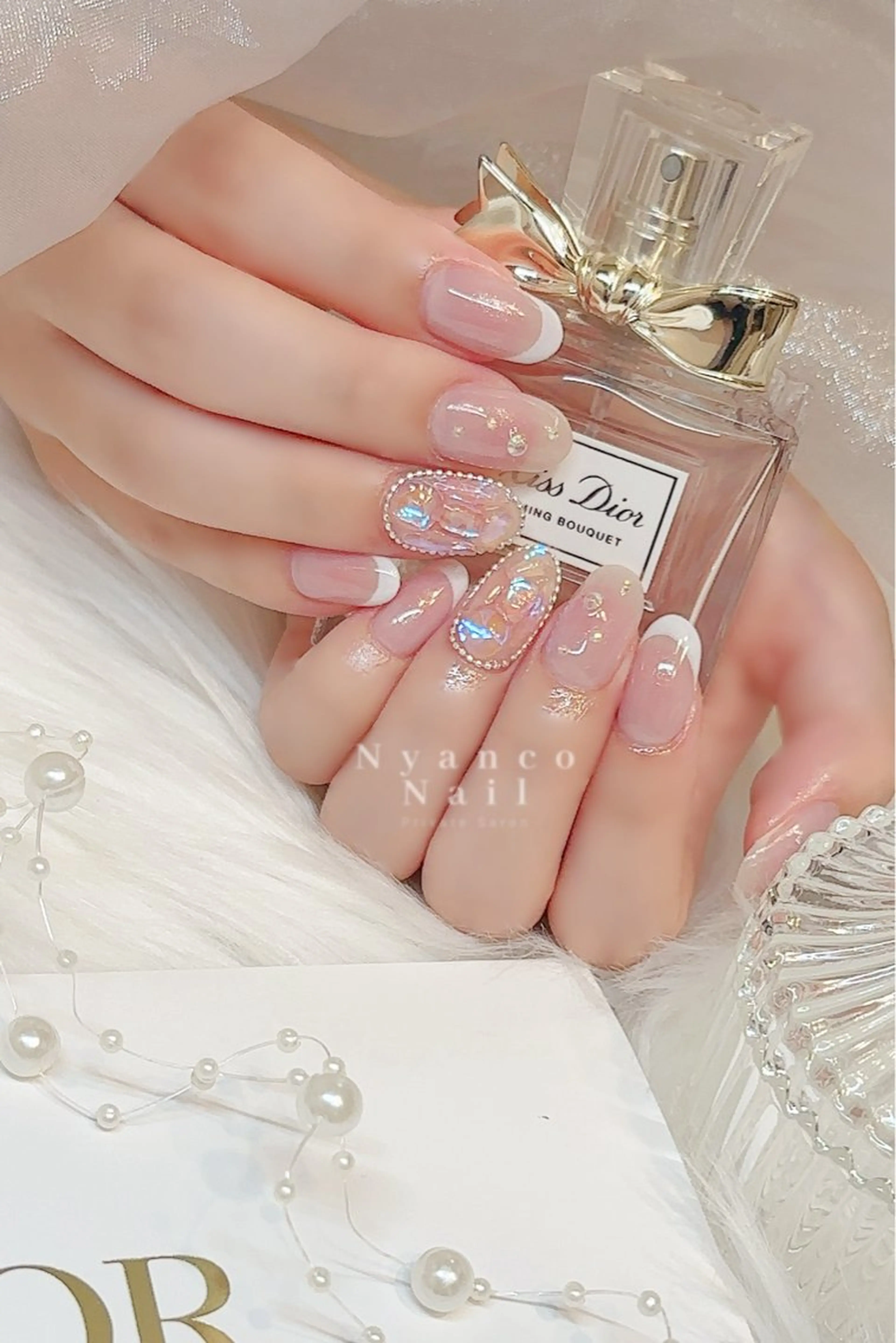ネイル オーロラネイル フレンチネイル ジェルネイル 氷ネイル・うるうるネイル キラキラネイル Nyanco Nailのネイルデザイン