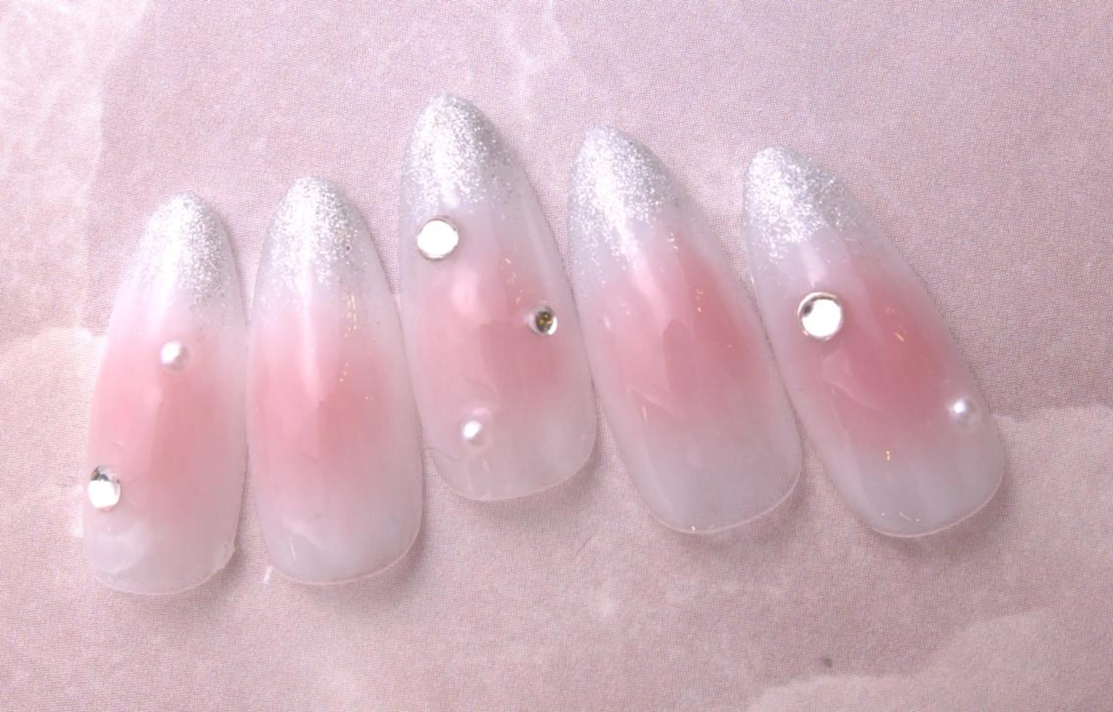 ネイル FIRST天神駅直結 jr itsukiのネイルデザイン