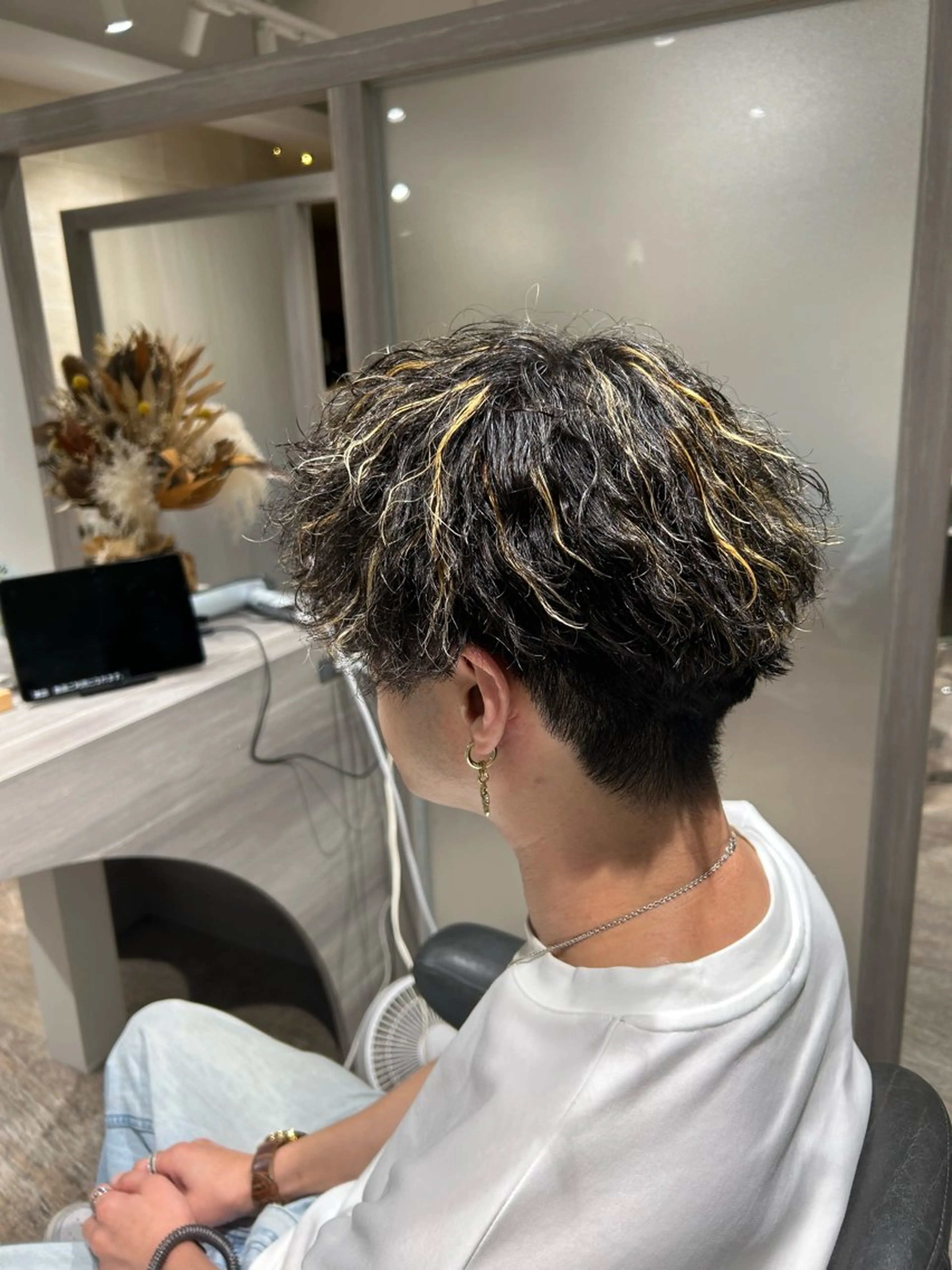 カラー メンズ 武井 哉子のヘアスタイル