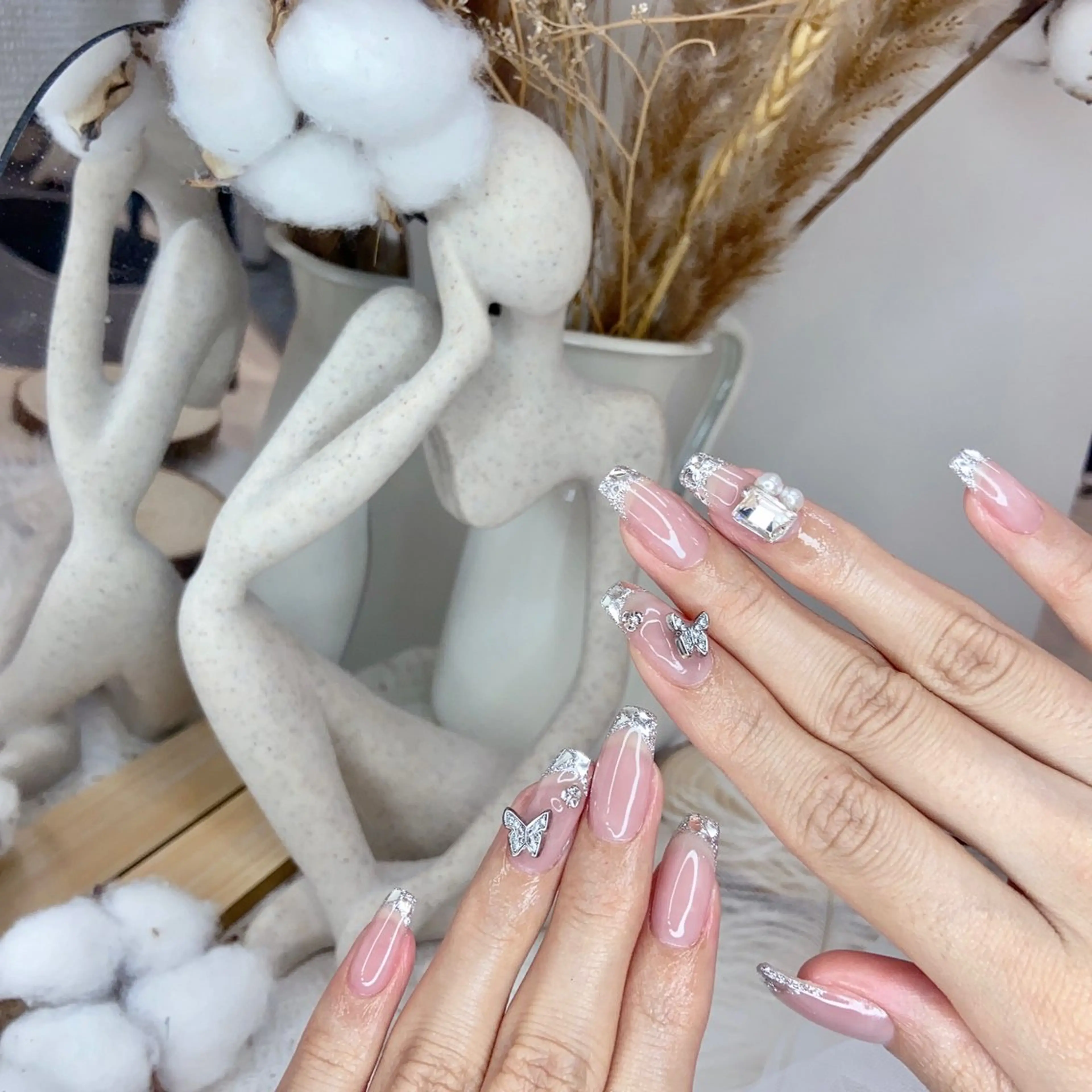 ネイル ハンドネイル ハンドケア DG nailのネイルデザイン