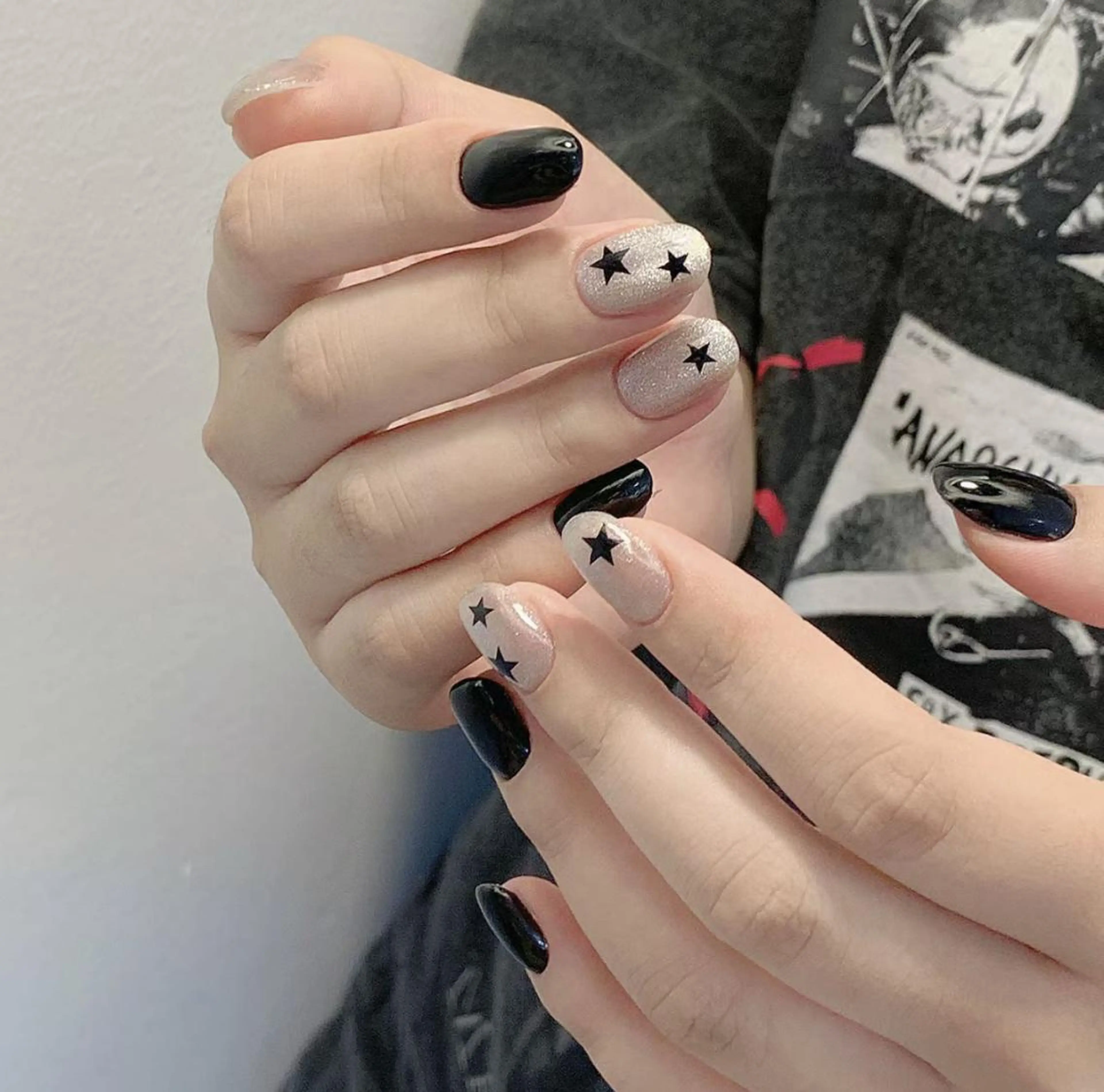 ネイル シンプルネイル Queens ciciのネイルデザイン