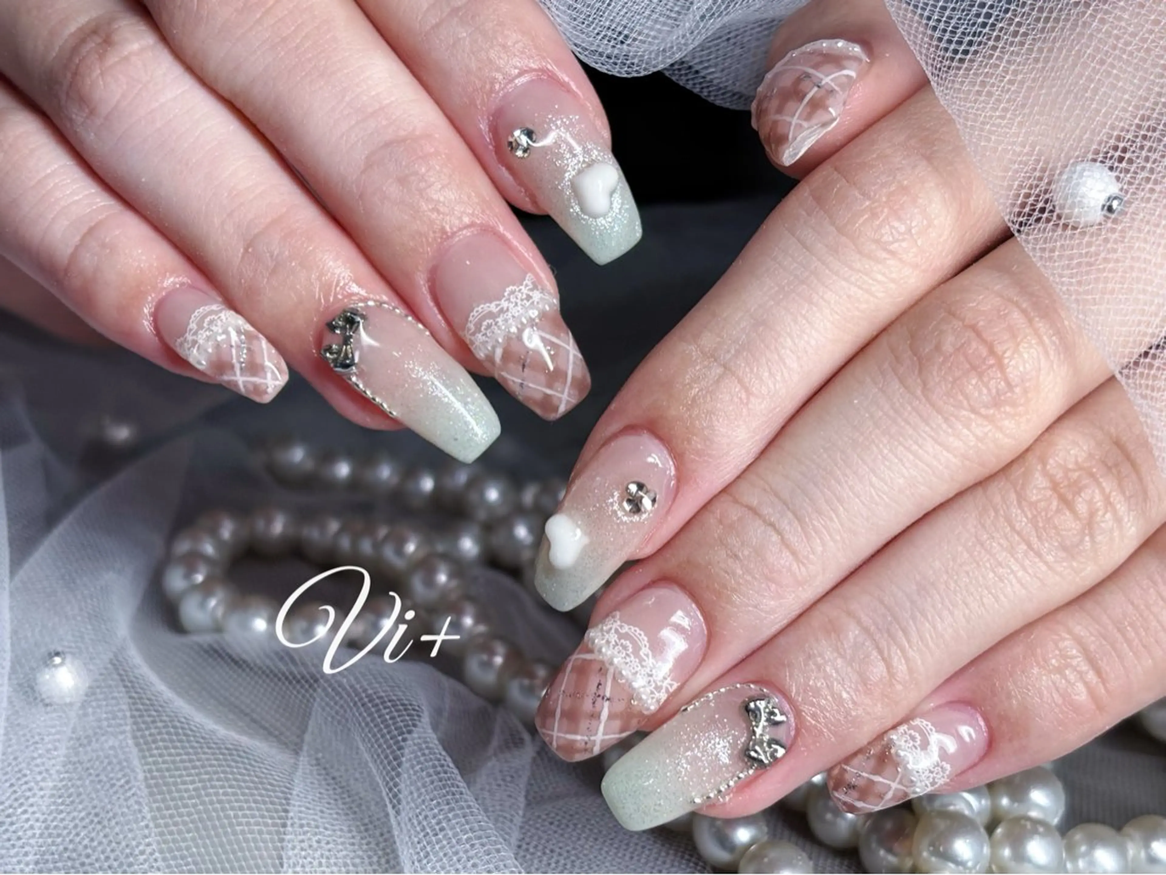 ネイル ハンドネイル Nailsalon Vi+ももか🩷のネイルデザイン