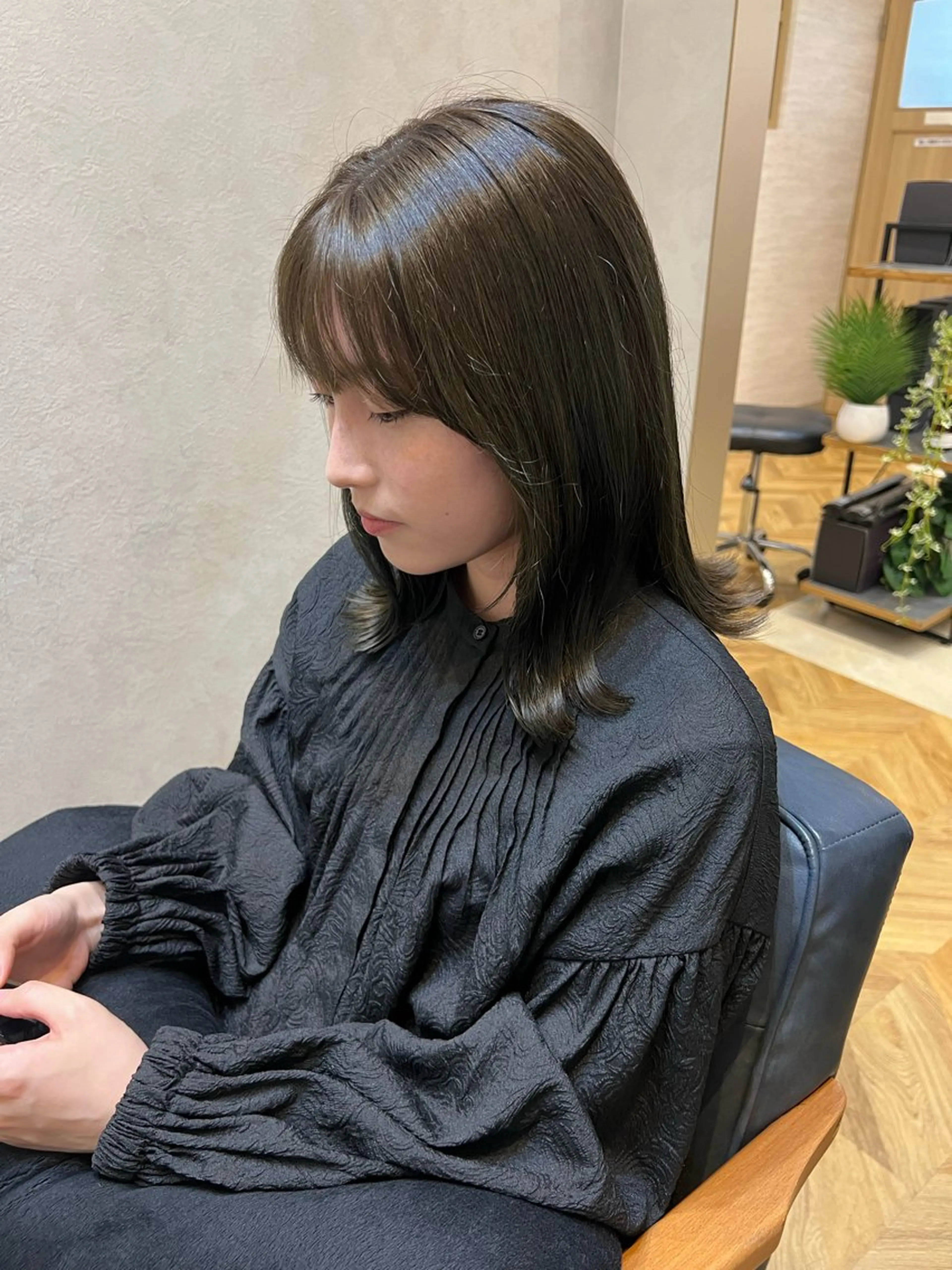 ミディアム 濱野 梨奈のヘアスタイル