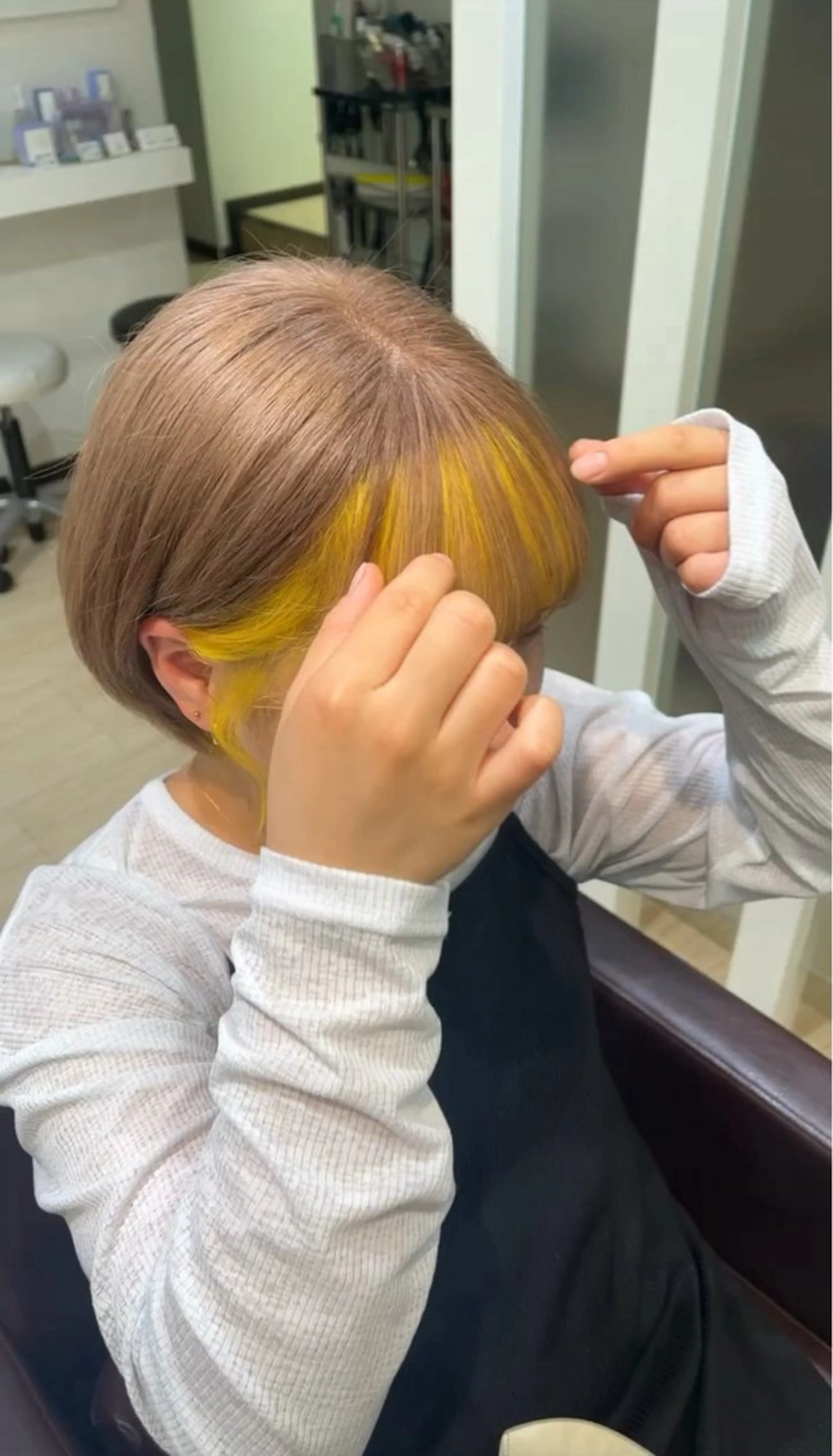 ショート カラー 小林 星稀のヘアスタイル