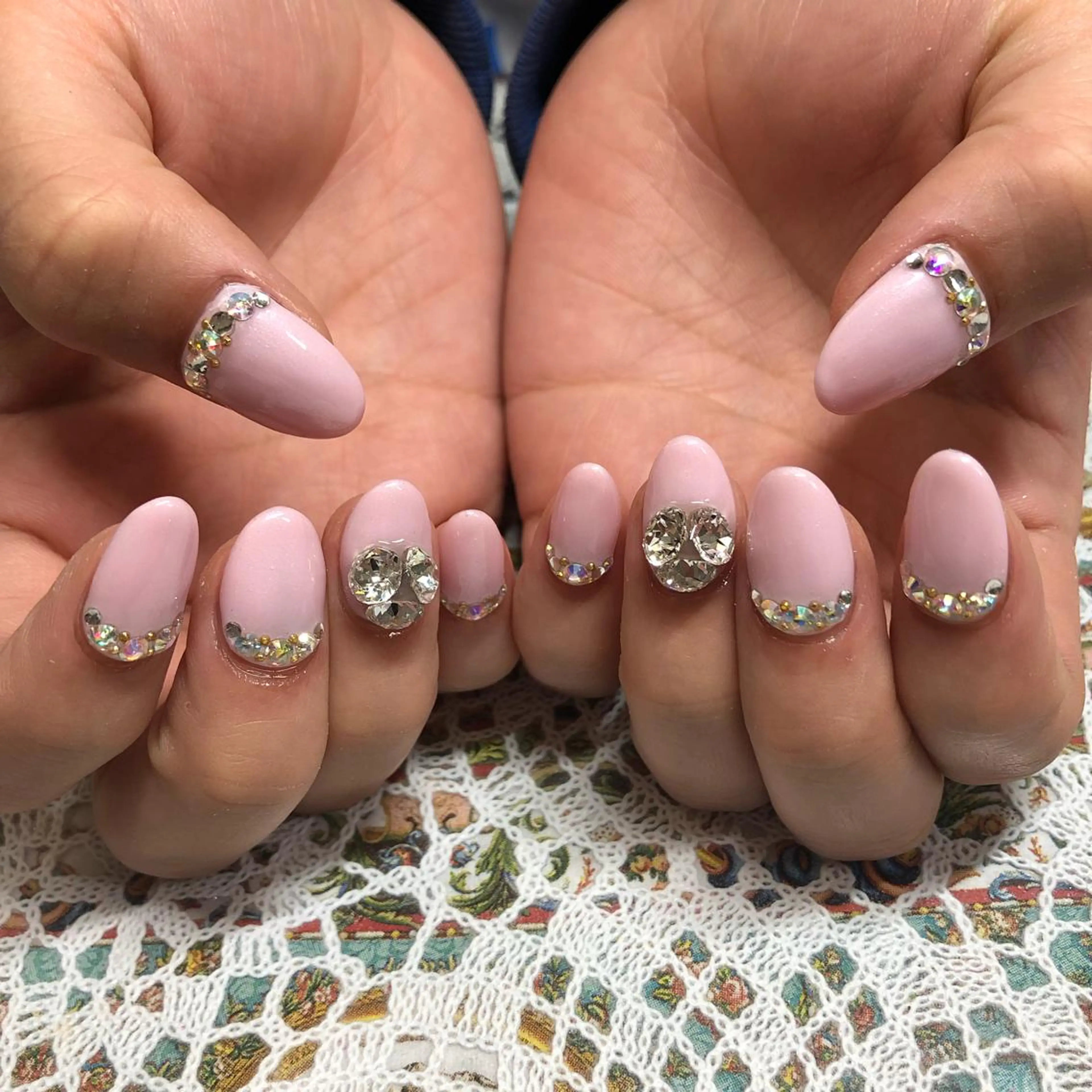 ネイル スカルプネイル ストーンネイル J terrace Nailのネイルデザイン