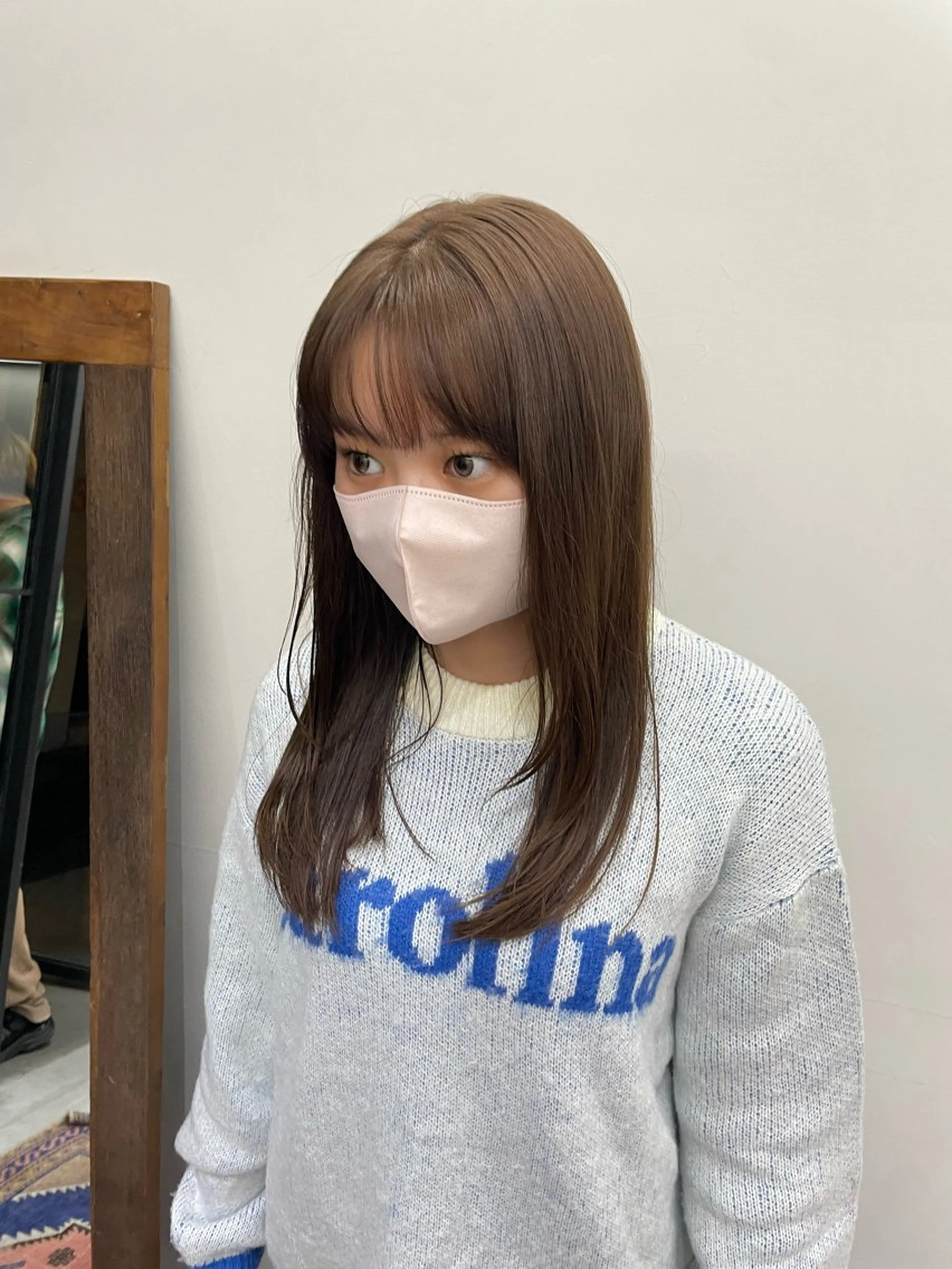 ロング カラー ベージュカラー ブリーチ ダブルカラー ヘーゼル ブリーチなしカラー カット ヘアカラー 慎太朗/パーマ/ボブ /センターパートのヘアスタイル