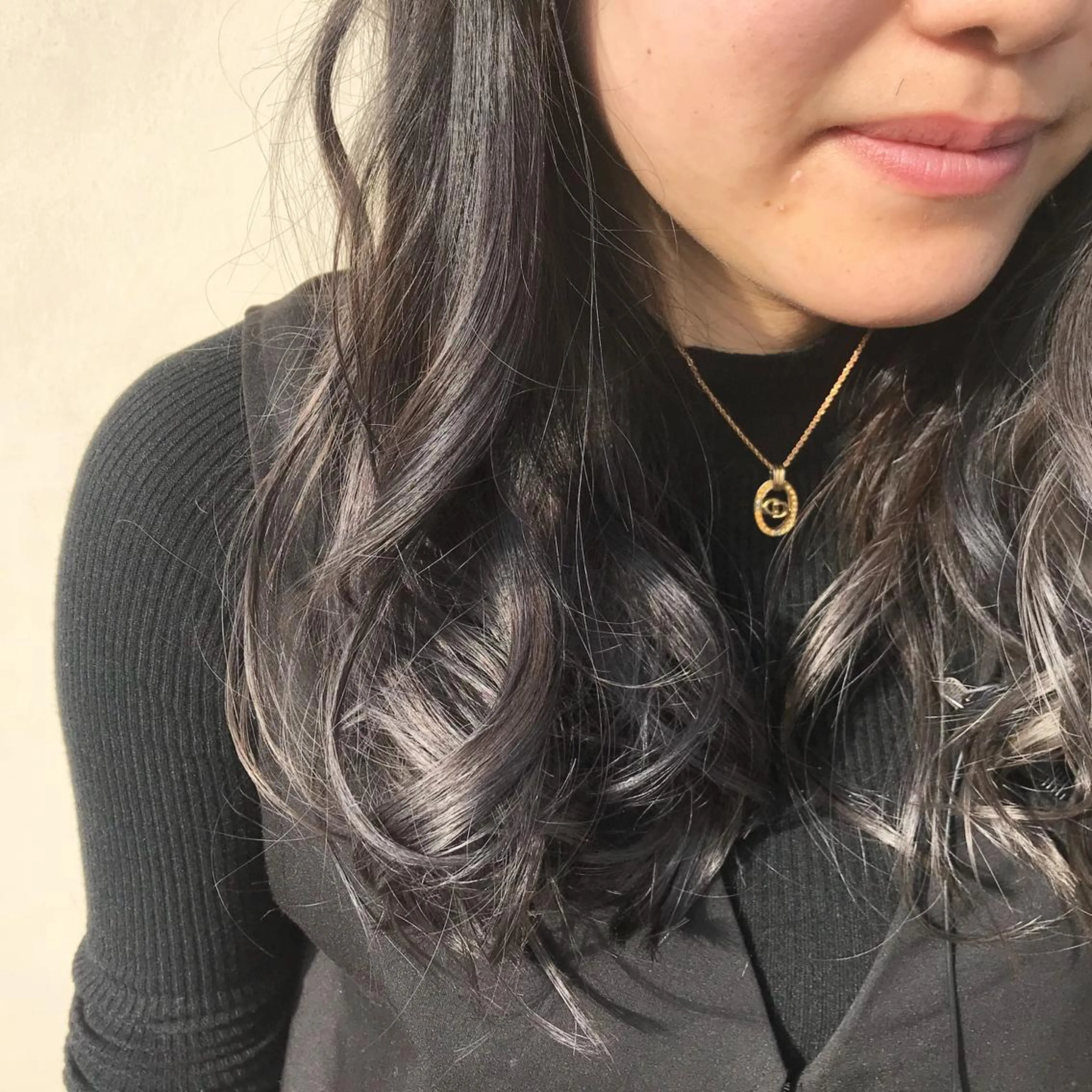 セミロング カラー ブリーチ 艶髪育成サロン 京橋 shinのヘアスタイル