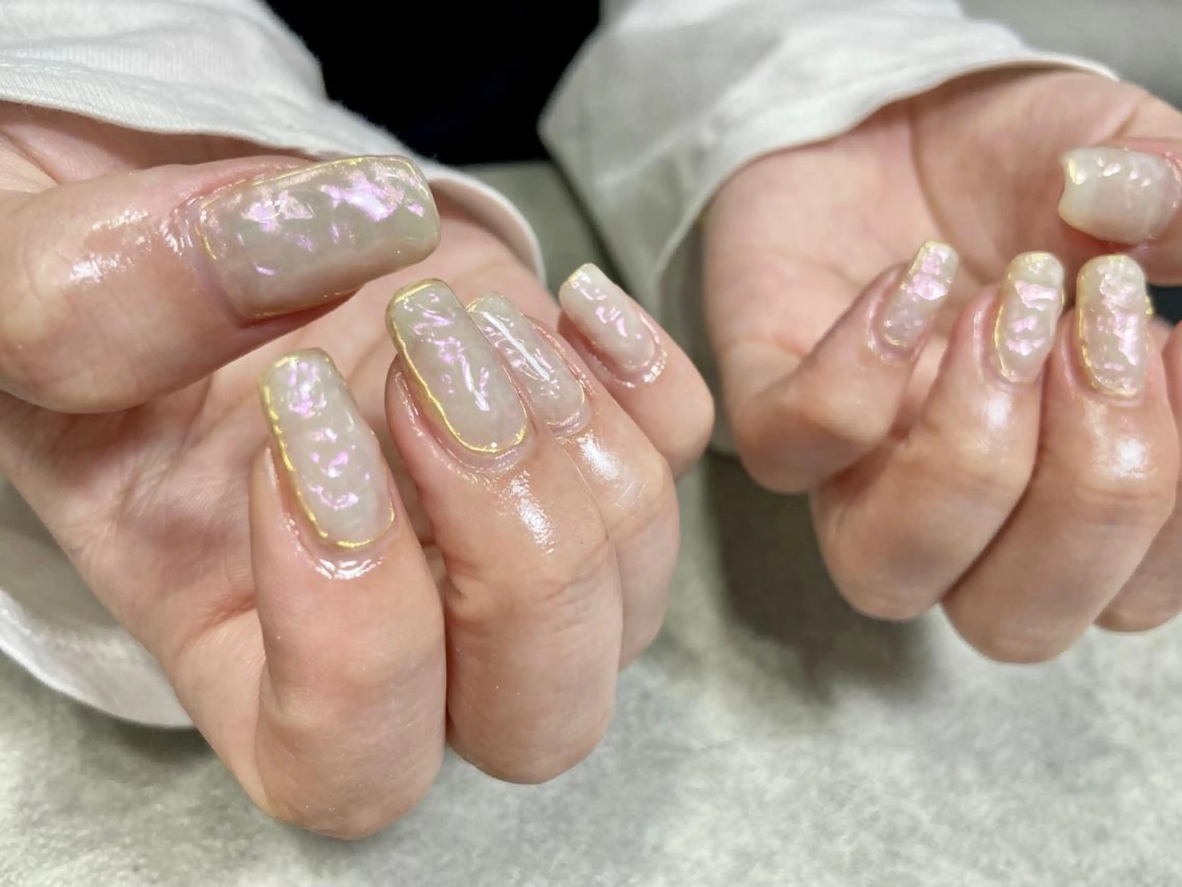 ネイル 氷ネイル・うるうるネイル キラキラネイル 韓国ネイル ホワイト salon de oct.のネイルデザイン